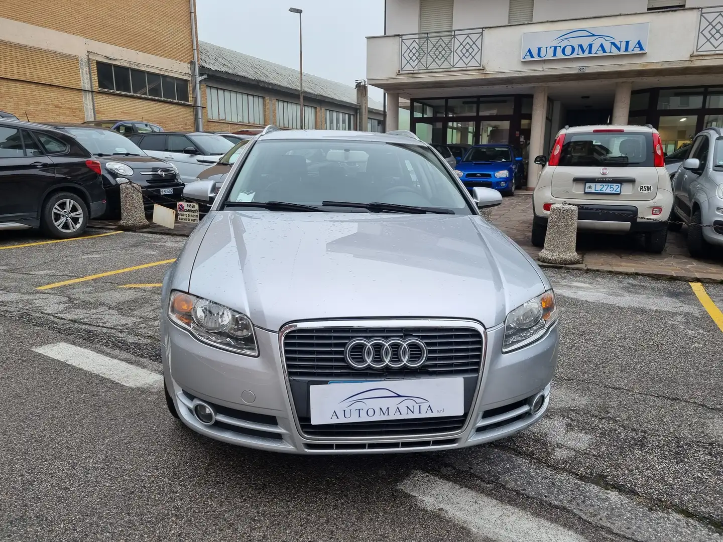 Audi A4 Avant 2.0 tdi Argent - 2