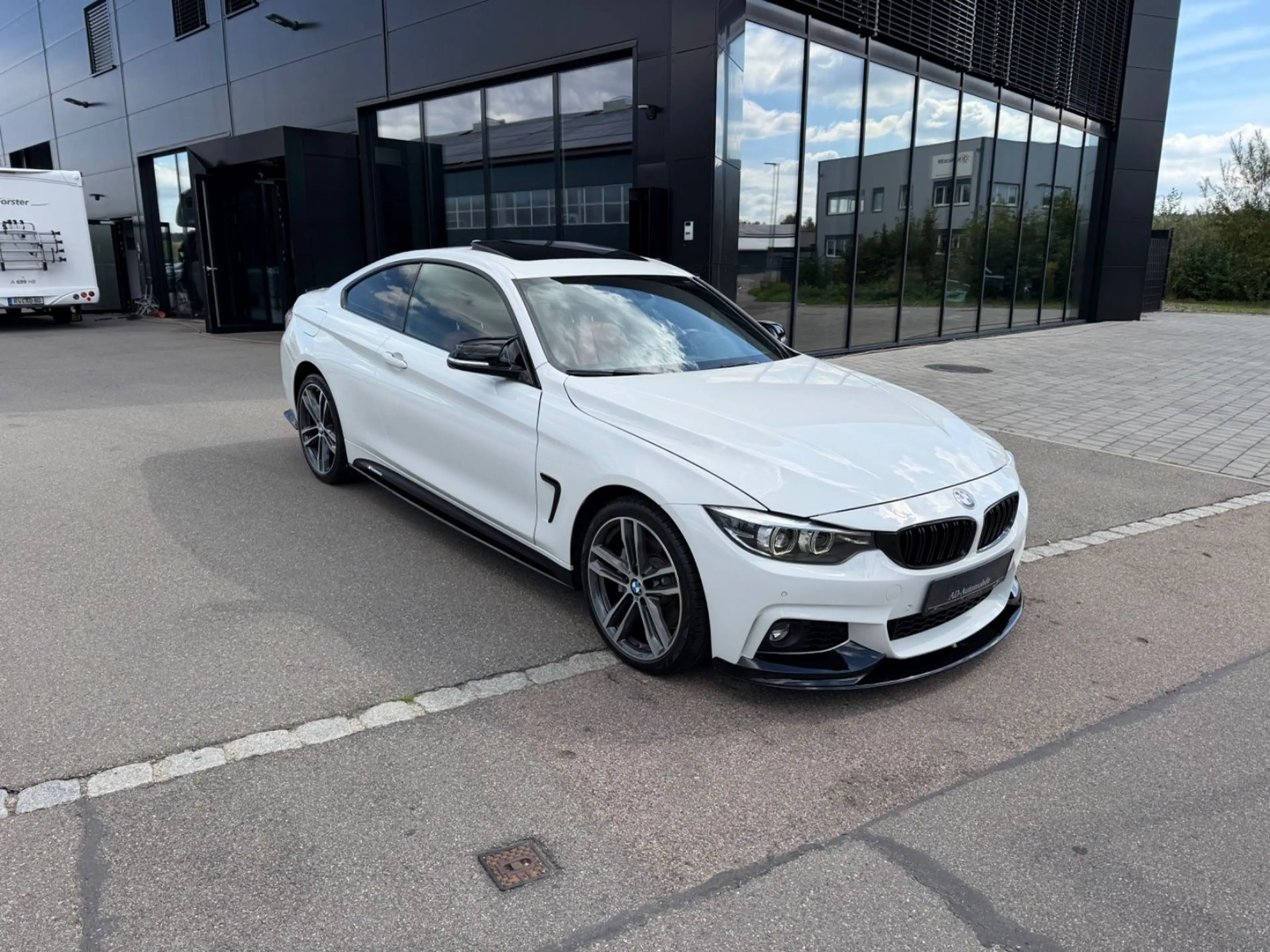 BMW 430 i xDrive Coupé M Performance Aut Leder LED — photo 2
