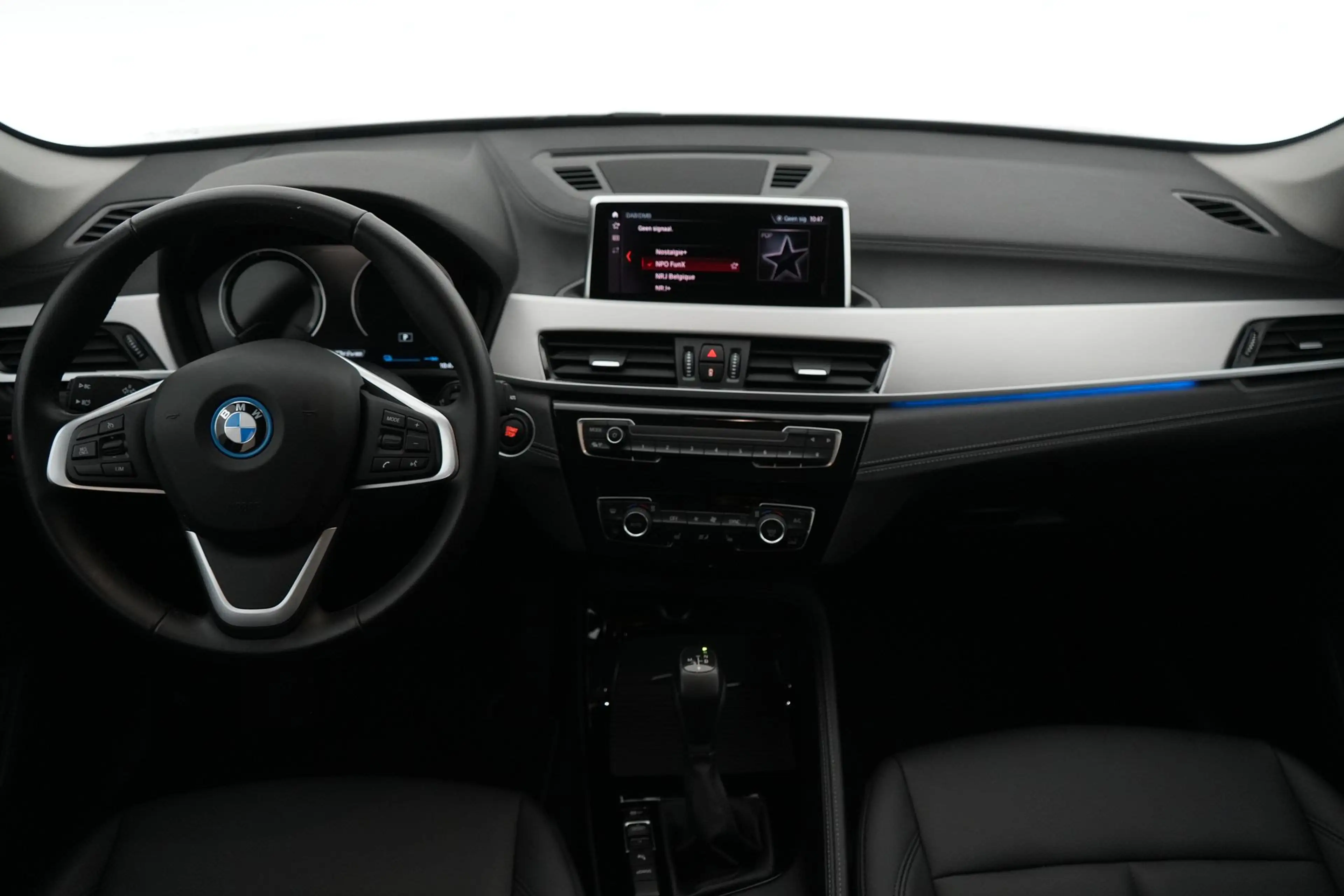 BMW X1 1.5 xDrive25e PHEV xLine Business LEDER/CUIR Adapt — photo 13