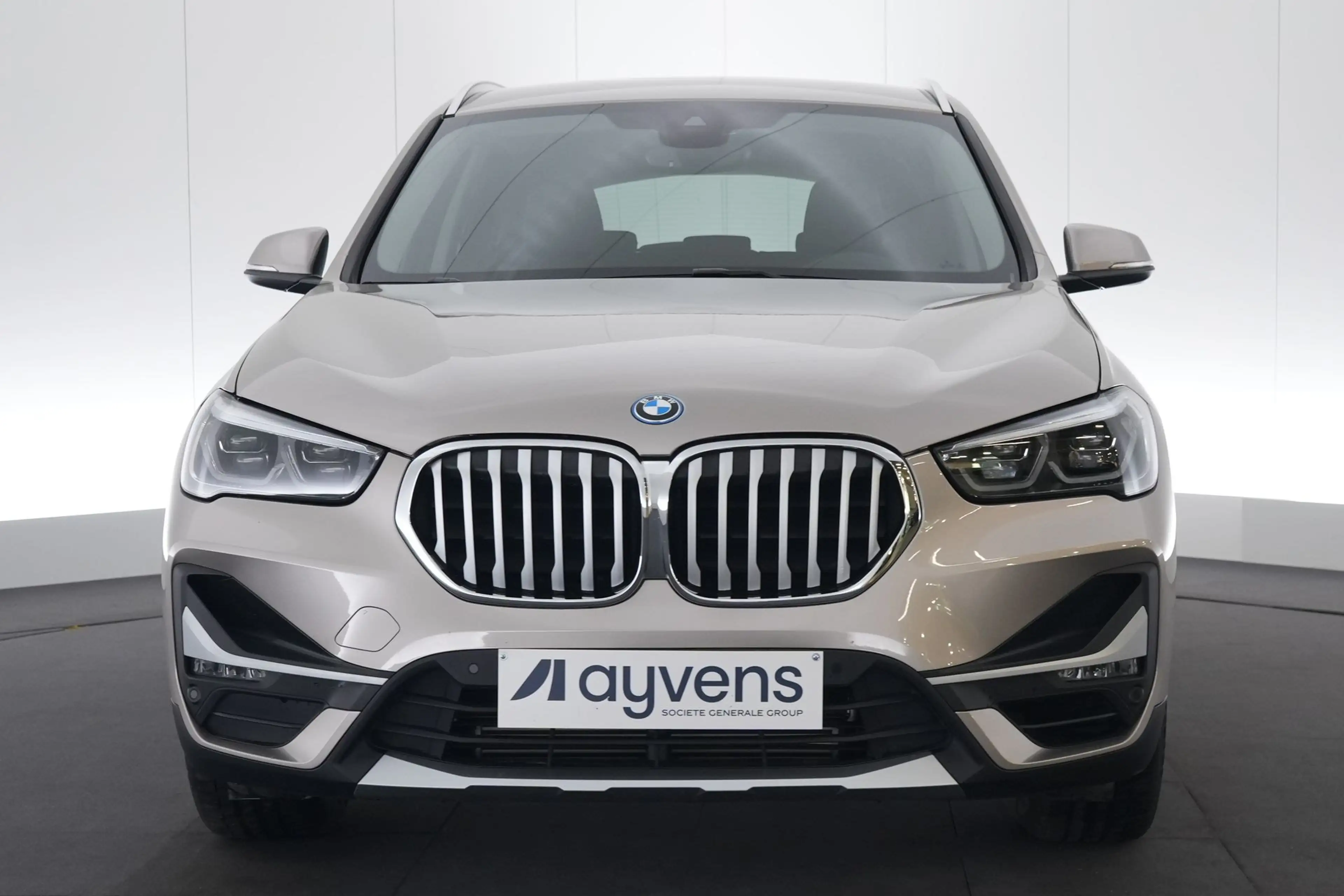 BMW X1 1.5 xDrive25e PHEV xLine Business LEDER/CUIR Adapt — photo 2