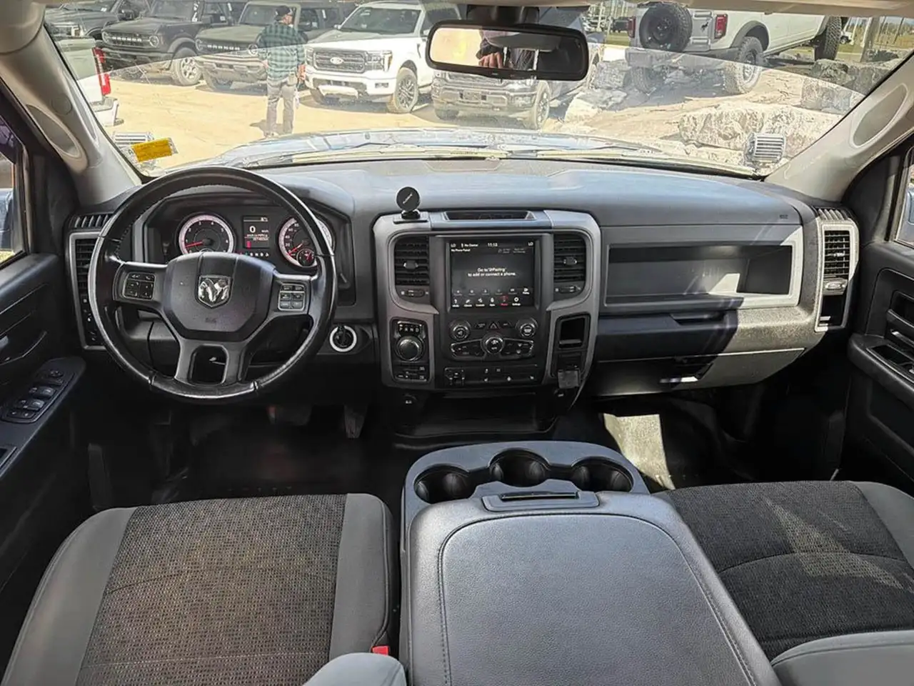 RAM 1500 снимка RAM 1500