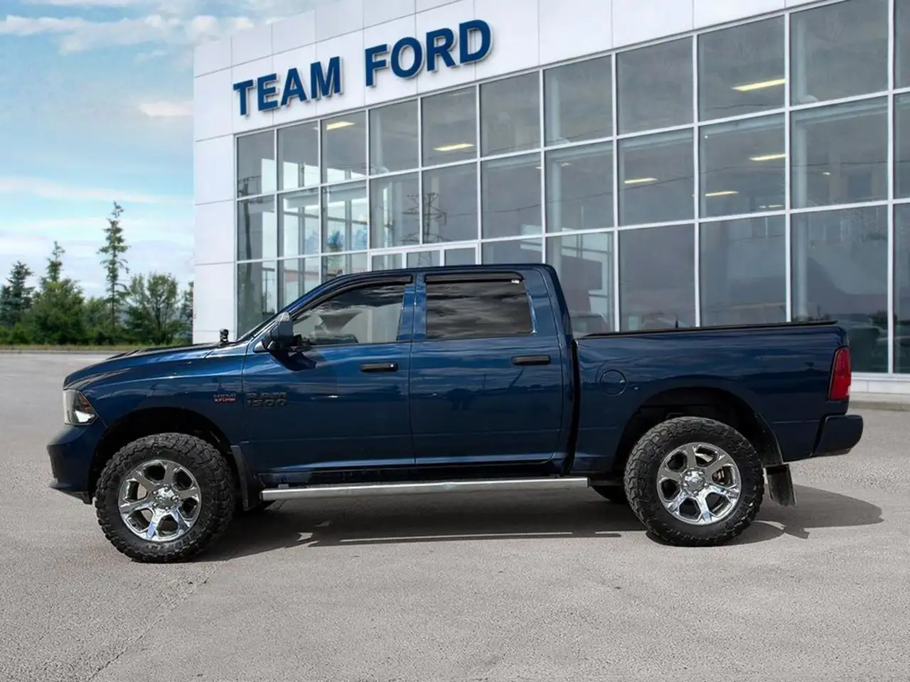 RAM 1500 снимка RAM 1500