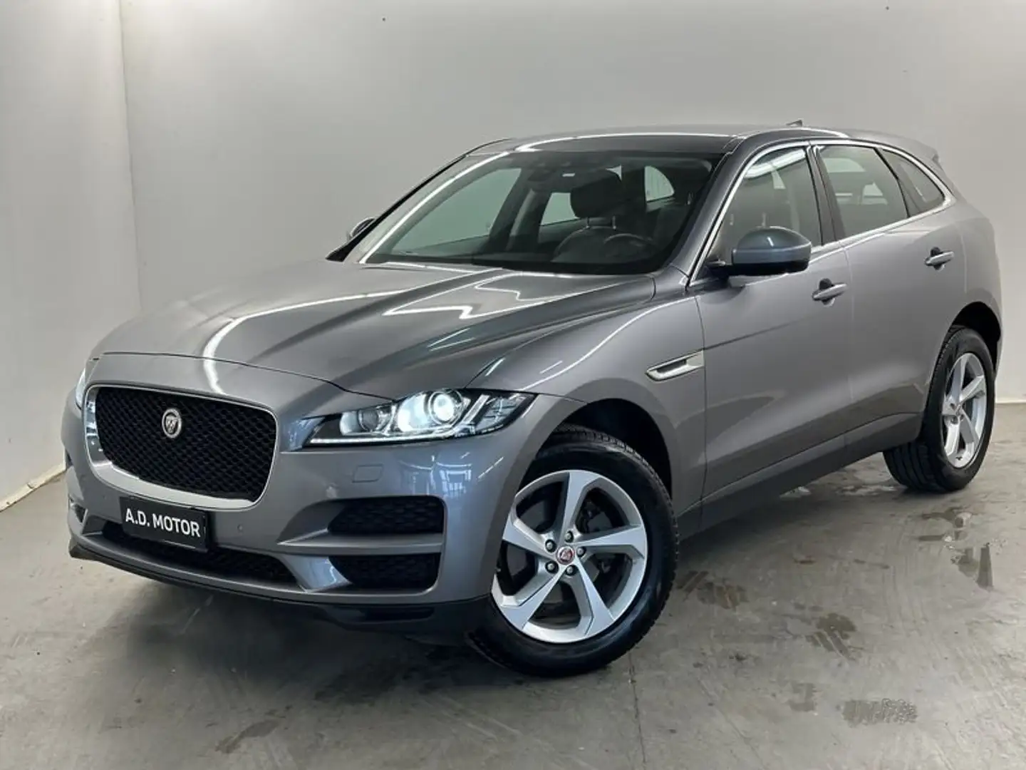 Jaguar F-Pace 2.0 D 180 CV aut. Prestige AUTOCARRO Grau - 1
