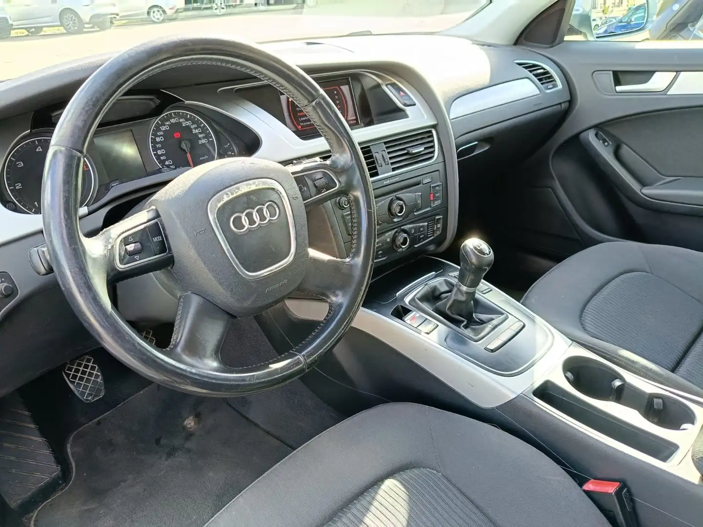 Audi A4 2.0 diesel - Euro5 Gris - 2