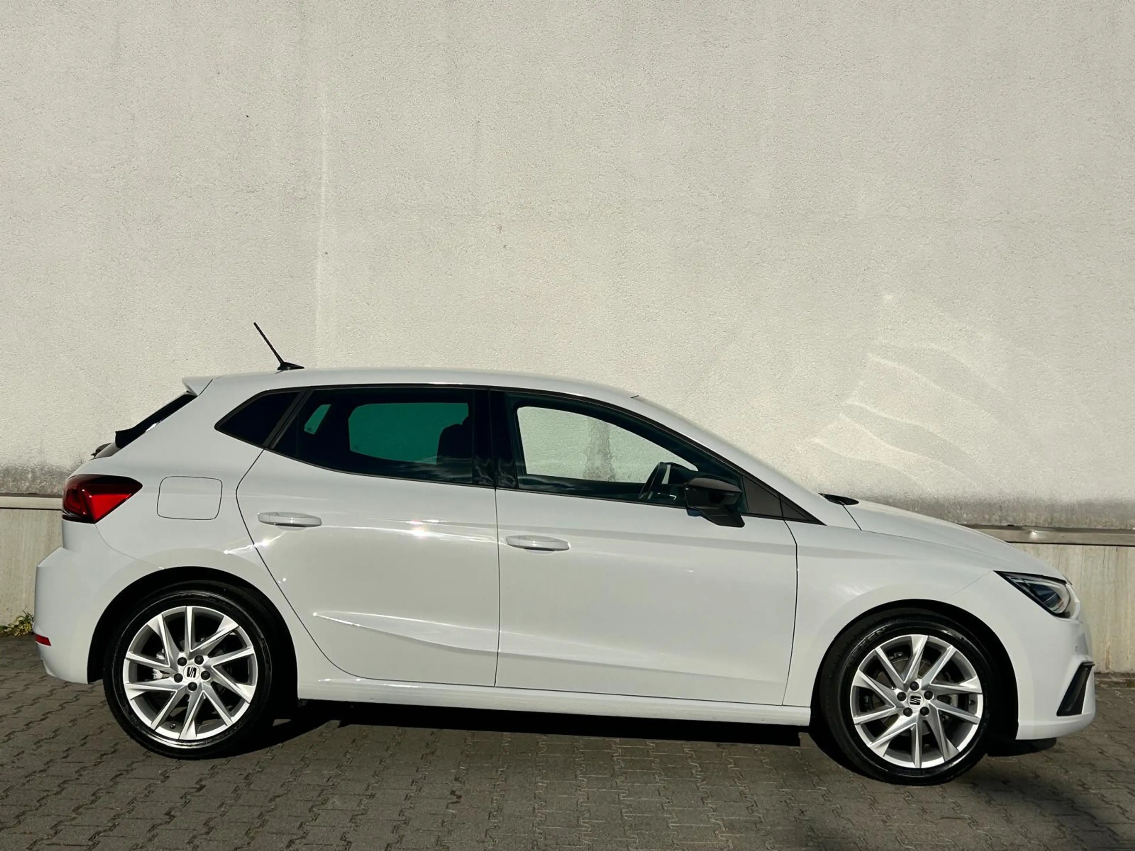 SEAT Ibiza FR Anniversary Edition 199€|DIGITACHO|LED — photo 4