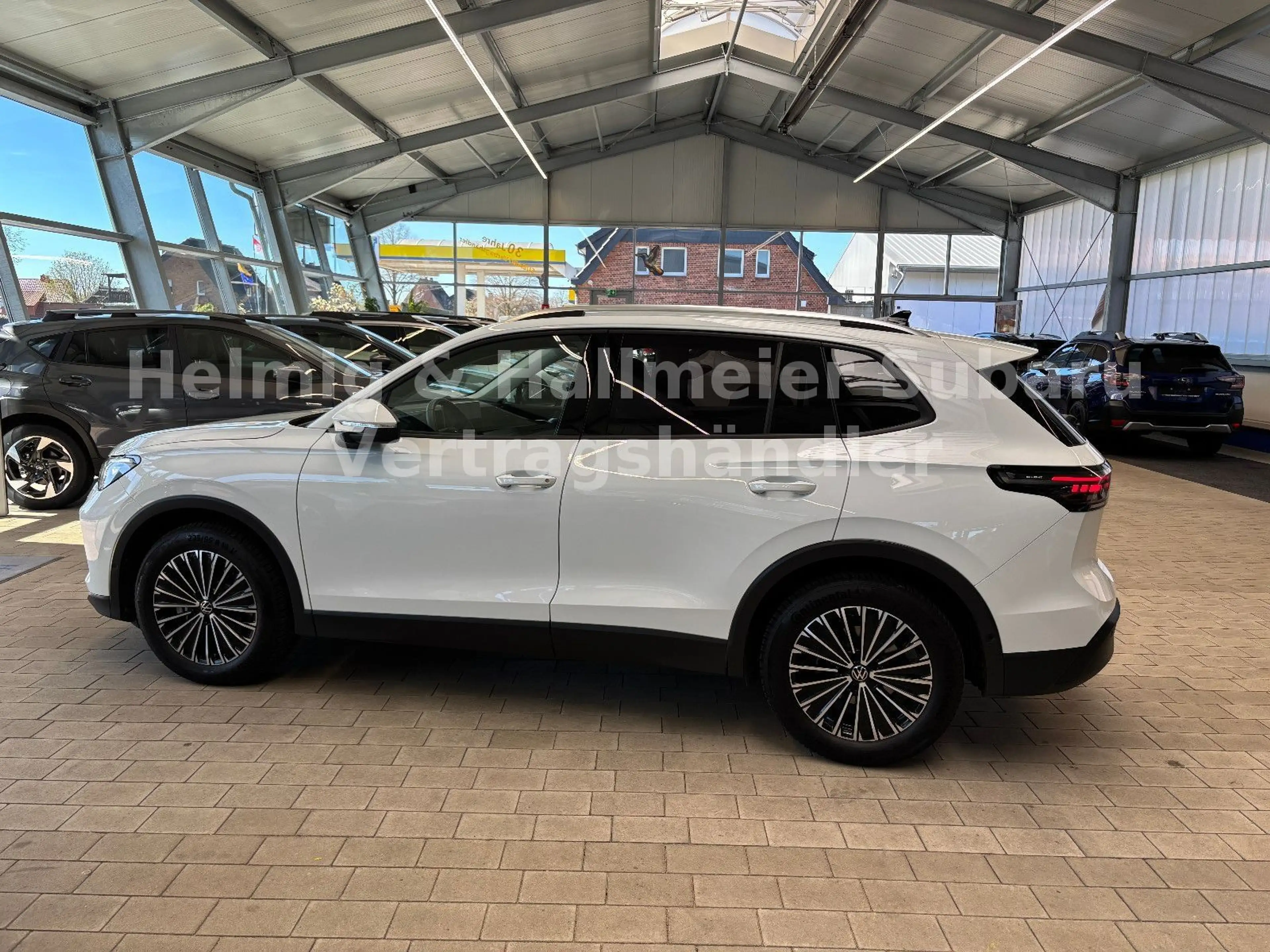 Volkswagen Tiguan 2.0 TDI 110 kW Life — photo 3