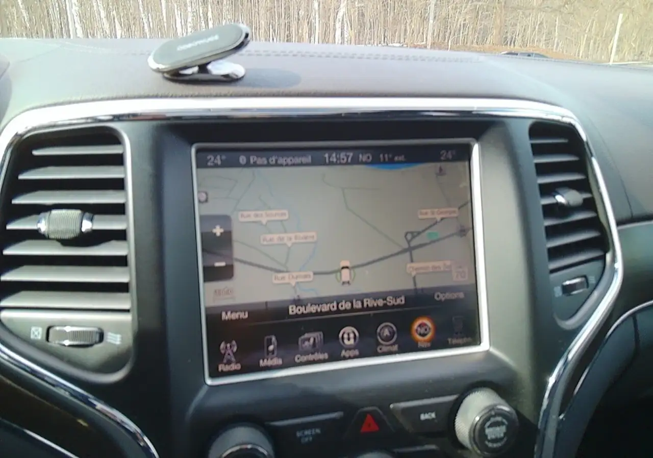 Jeep Grand Cherokee снимка Jeep Grand Cherokee