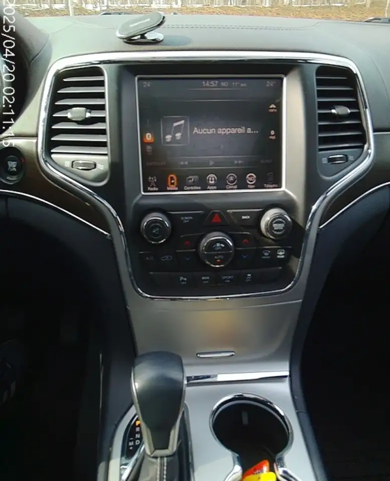 Jeep Grand Cherokee снимка Jeep Grand Cherokee