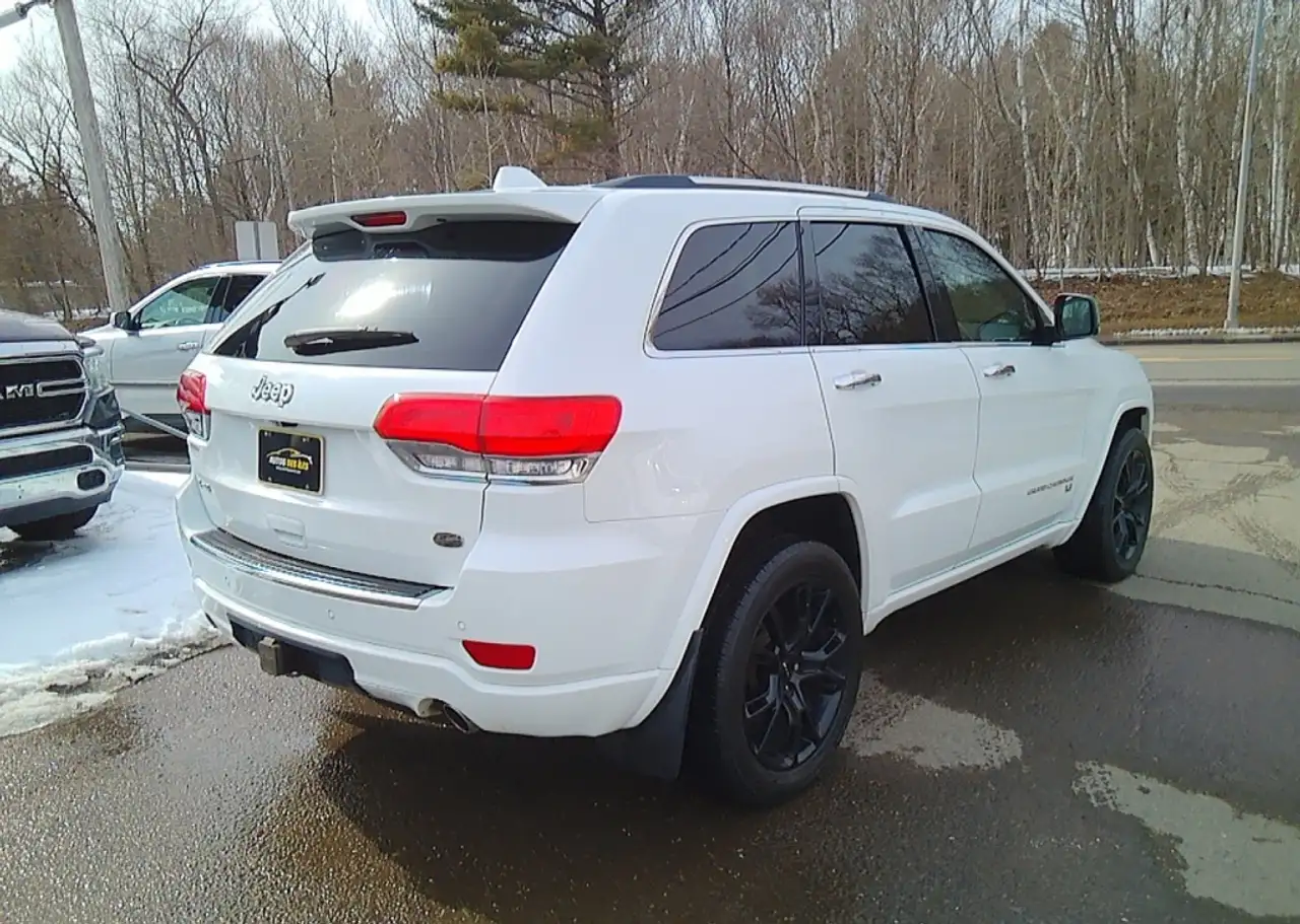 Jeep Grand Cherokee снимка Jeep Grand Cherokee