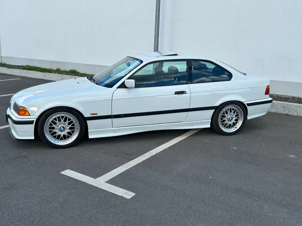 BMW 323 i Coupe *Alpinweiß*M-Paket*, foto 4