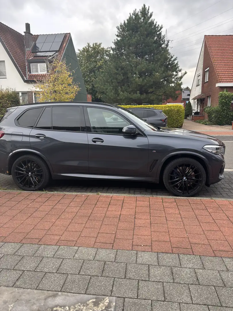 BMW X5 xDrive45e - 1