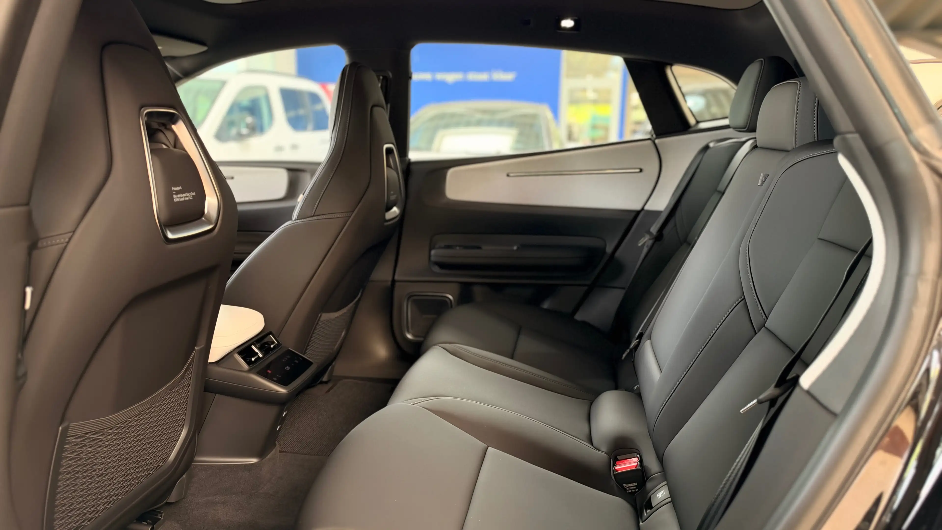 Polestar 4 POLESTAR 4 LONG RANGE SINGLE MOTOR | PRIME • PILOT • PLUS | 7.303 KM MY26 — photo 10