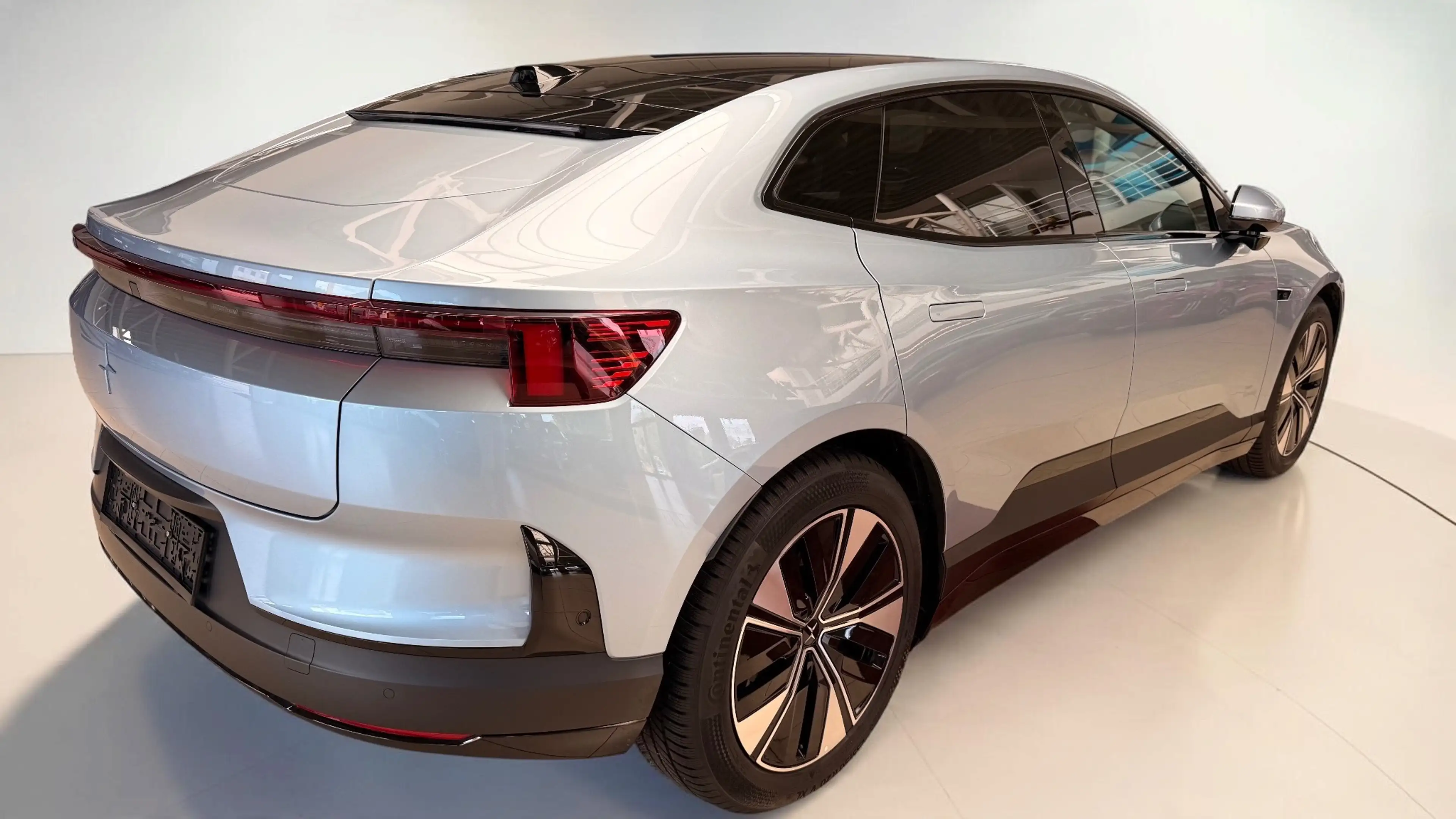 Polestar 4 POLESTAR 4 LONG RANGE SINGLE MOTOR | PRIME • PILOT • PLUS | 7.303 KM MY26 — photo 4