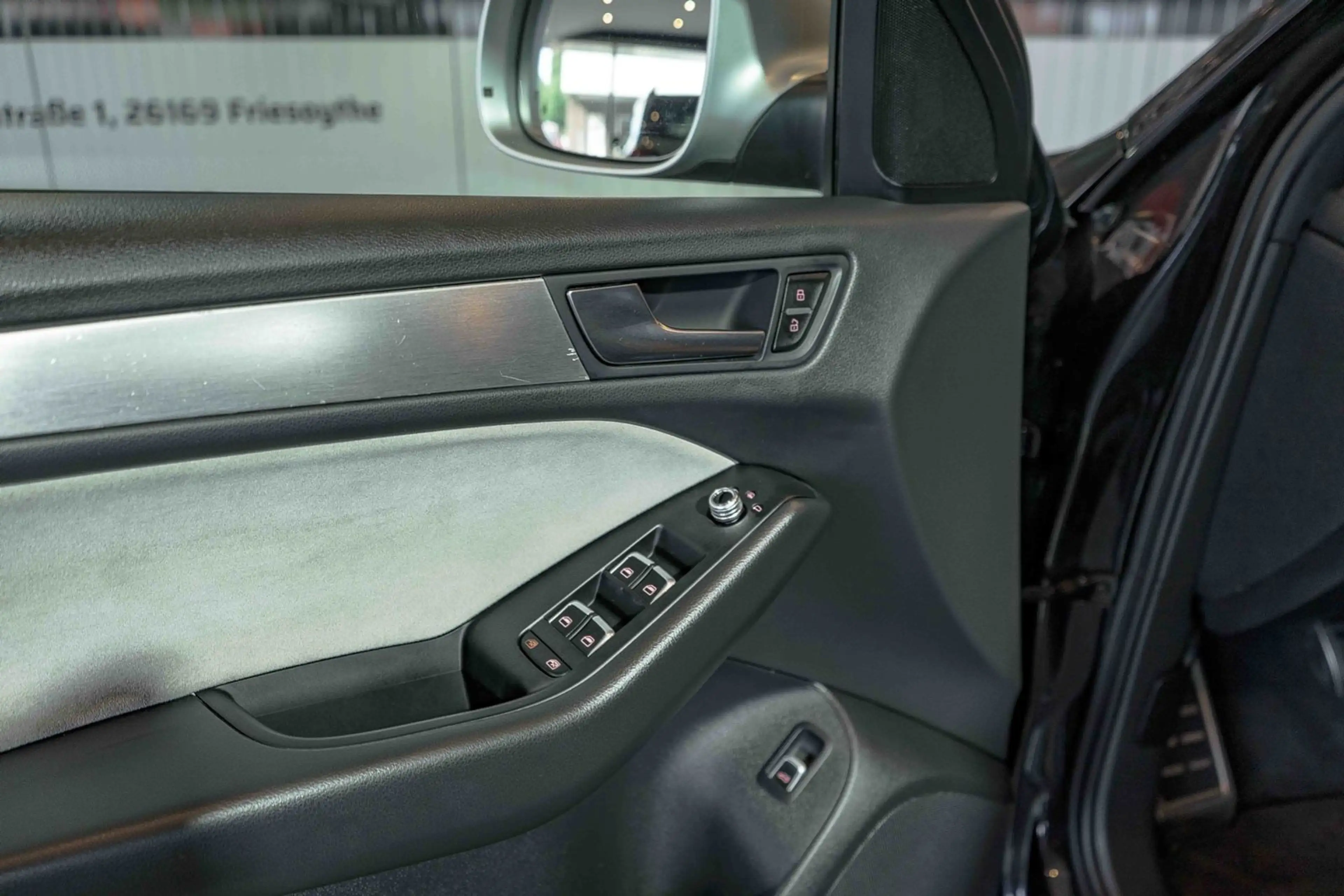 Audi SQ5 3.0 TDI quattro Xenon Standhzg. AHK Leder — photo 12