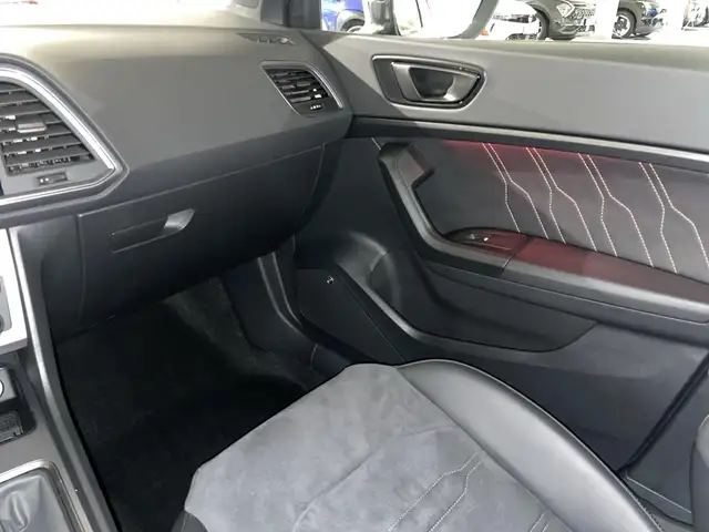 Cupra Ateca view 9