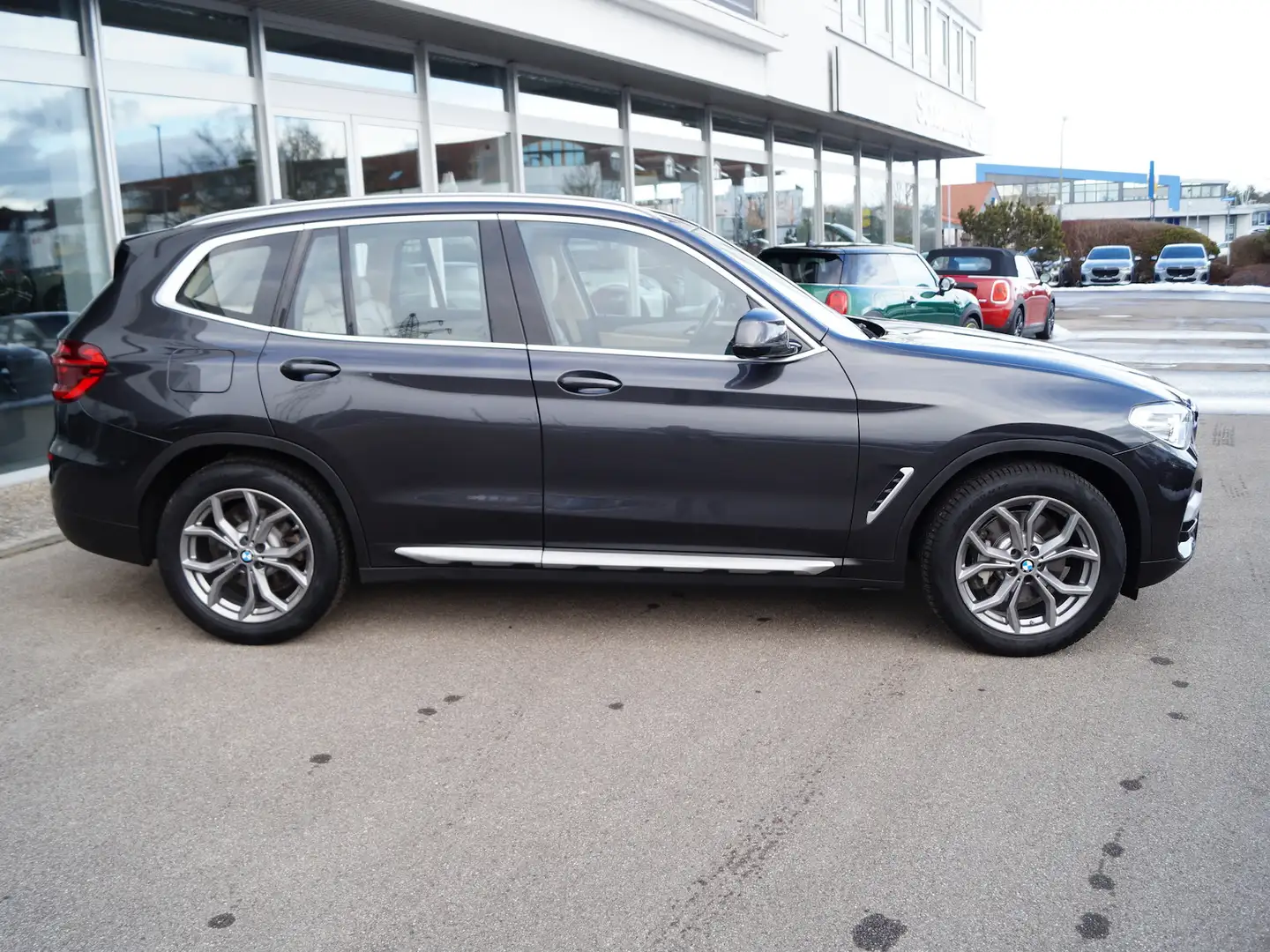 BMW X3 xDrive30i A X Line * Navi * Leder * Panorama Gris - 2