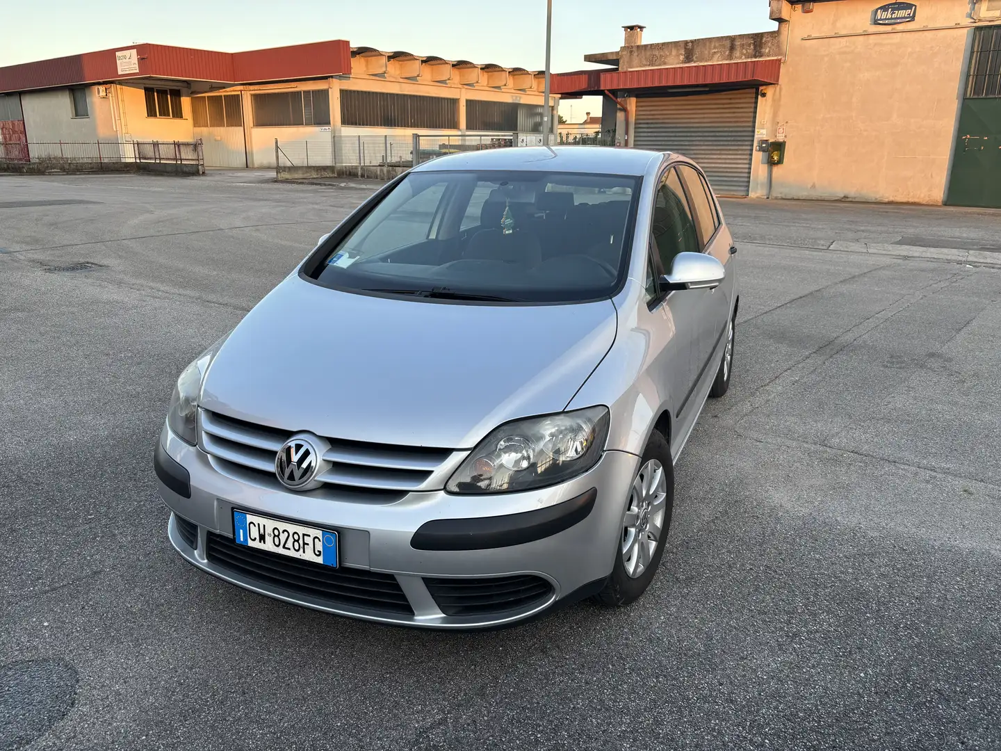 Volkswagen Golf Plus 1.6 Comfortline - 2