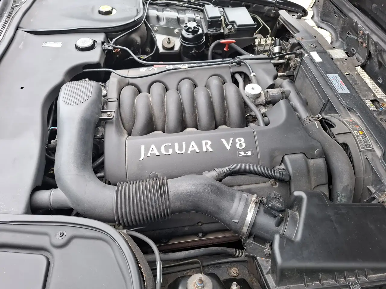 Jaguar XJ 3.2 V8, foto 12