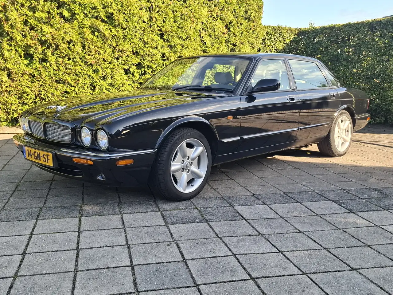 Jaguar XJ 3.2 V8, foto 11