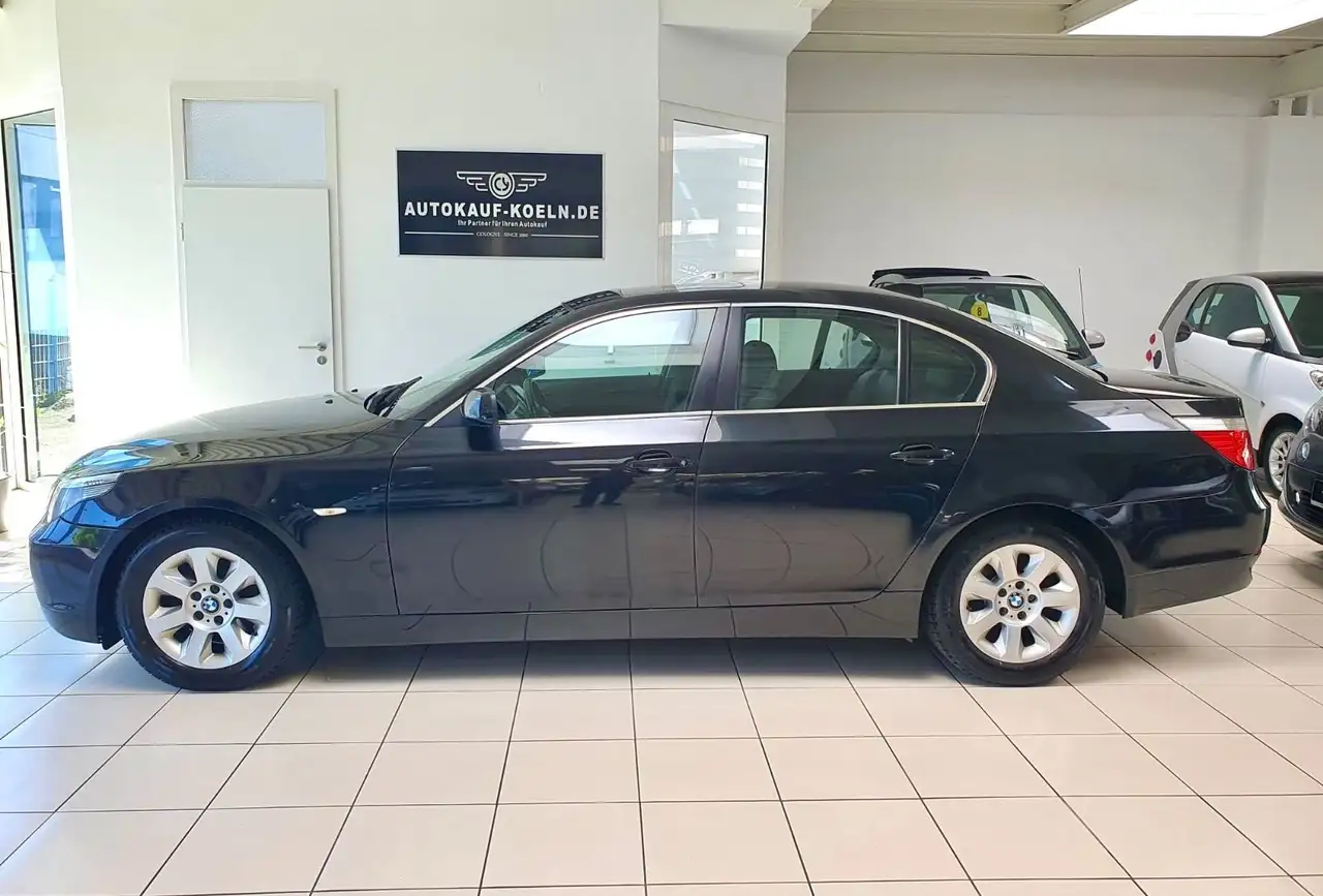 BMW 525