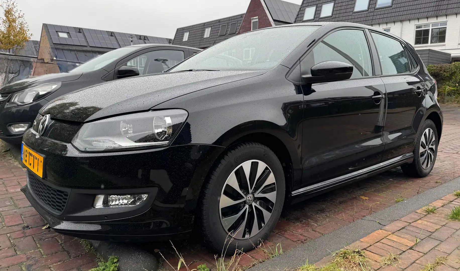 Volkswagen Polo Polo 1.0 TSI 95PK BlueM. Edition Executive pakket Zwart - 1