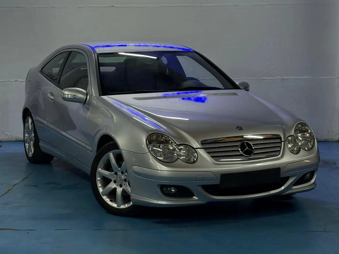 Mercedes-Benz C 180 C 180 Kompressor Coupe Sport Silber - 2