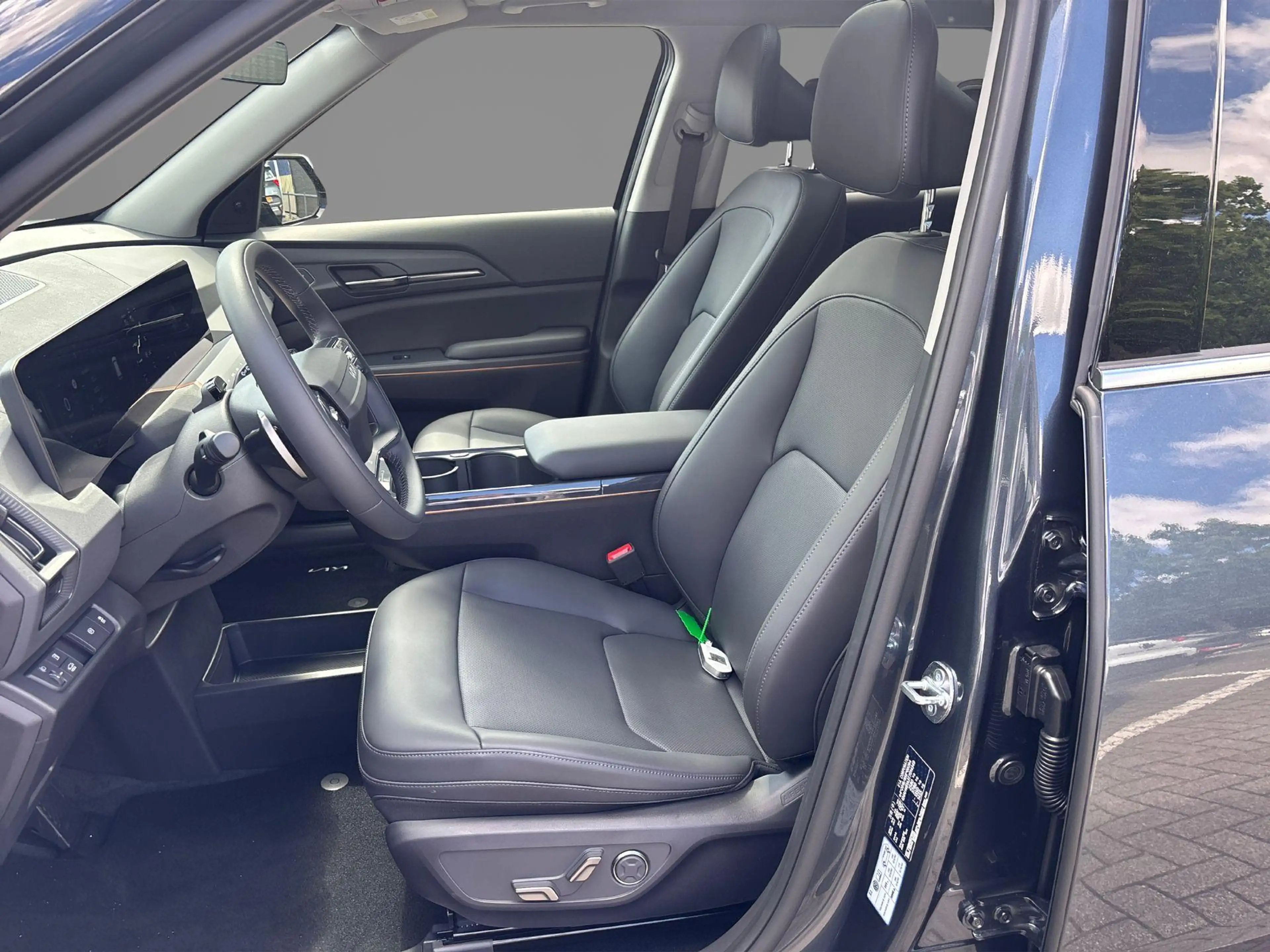 Kia EV5 Plus Advanced 81.4 kWh | PANORAMISCH SCHUIF / - KA — photo 8
