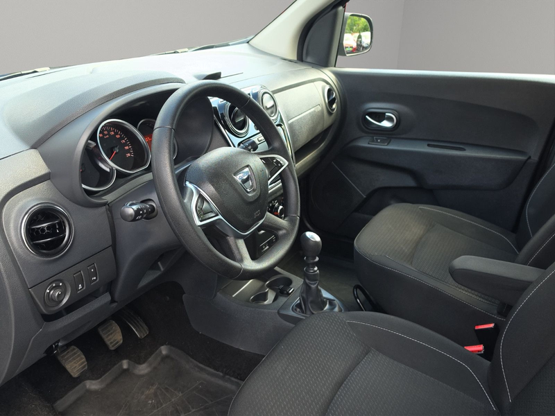 Dacia Lodgy Comfort 7x Sitzer Navigation Tempomat — photo 9