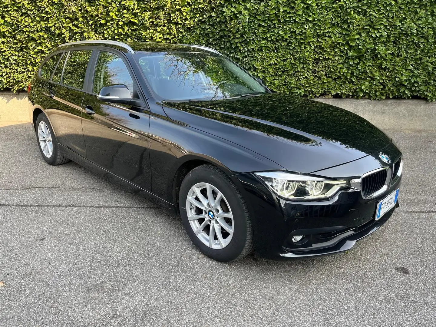 BMW 316 Serie 3 Touring 316d Touring Business Advantage Czarny - 2