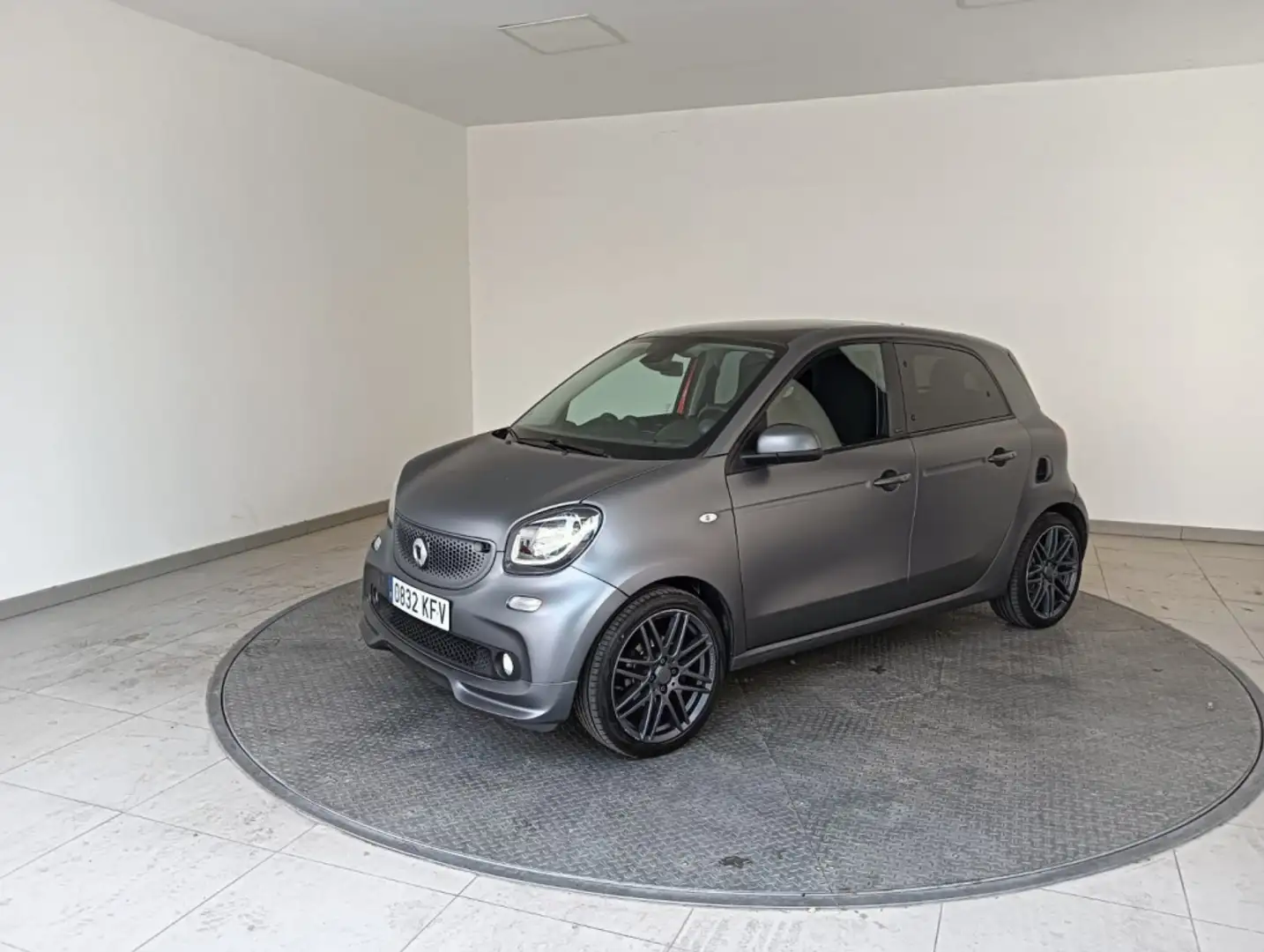 smart forFour 66 Passion Aut. Gris - 1
