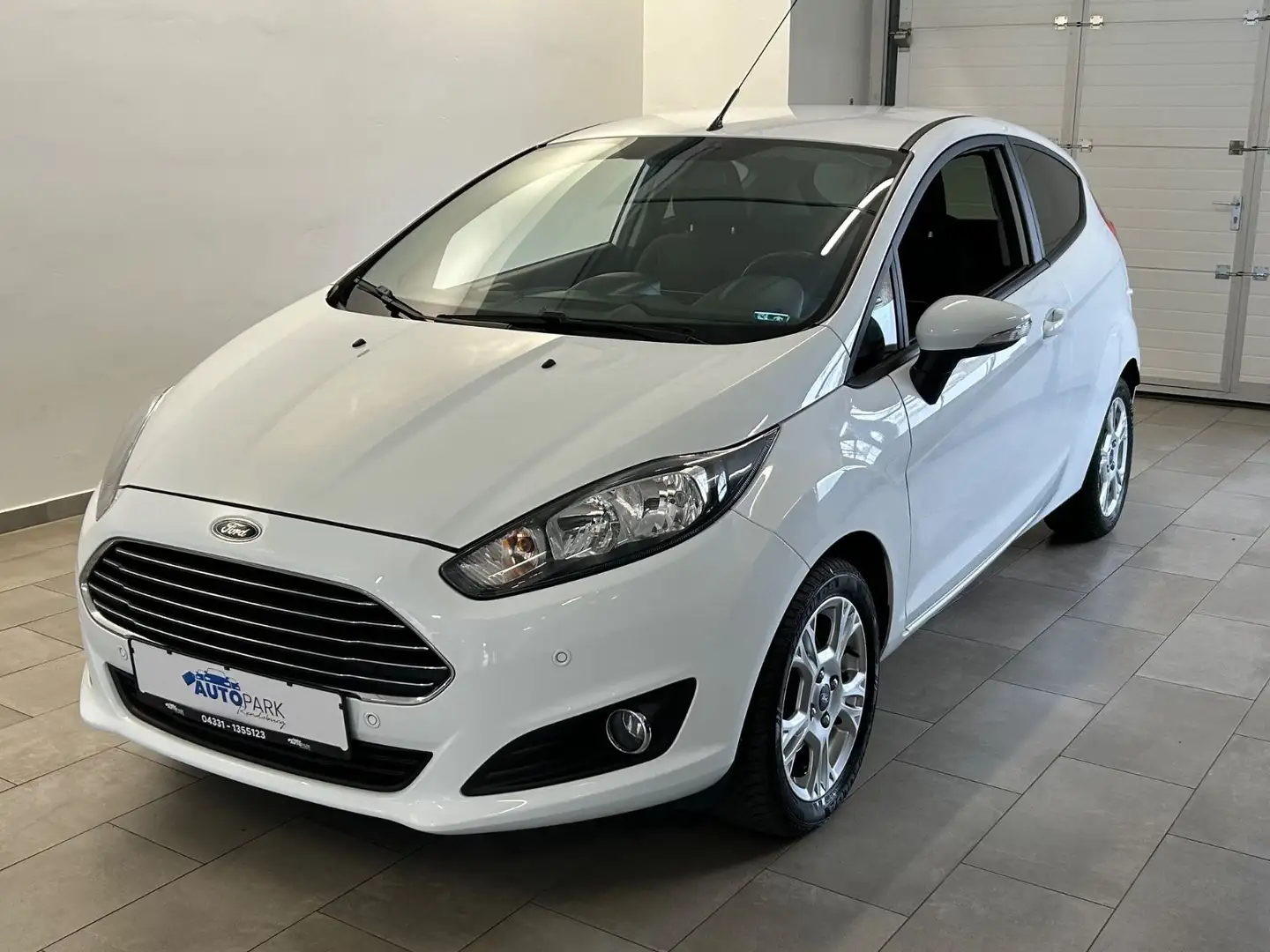 Ford Fiesta 1.0 Trend *Navi *Sitzheizung * Weiß - 1