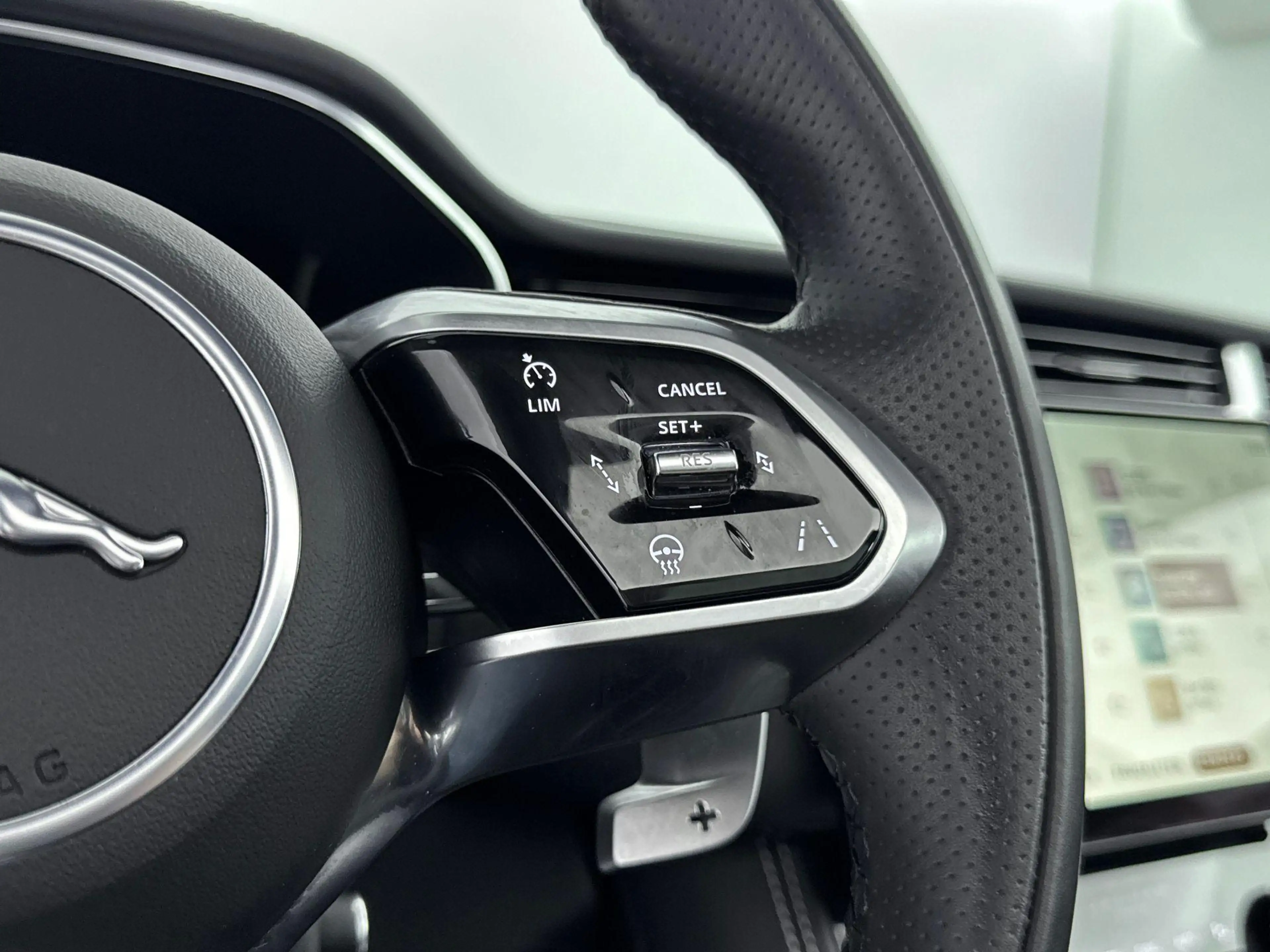 Jaguar F-Pace P400e R-Dynamic SE | Drive Assist Pakket | Cold Cl — photo 14