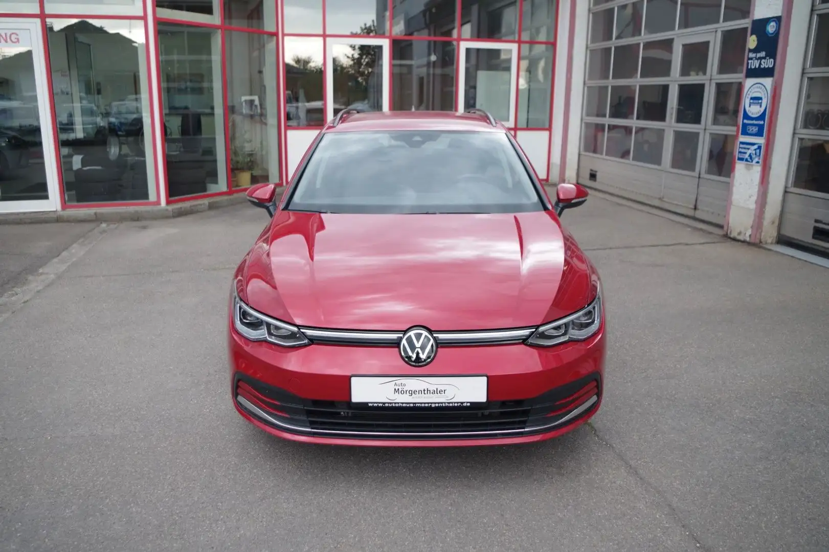 Volkswagen Golf Variant 1.5 eTSI DSG Style, ACC, AHK, Navi Rouge - 2