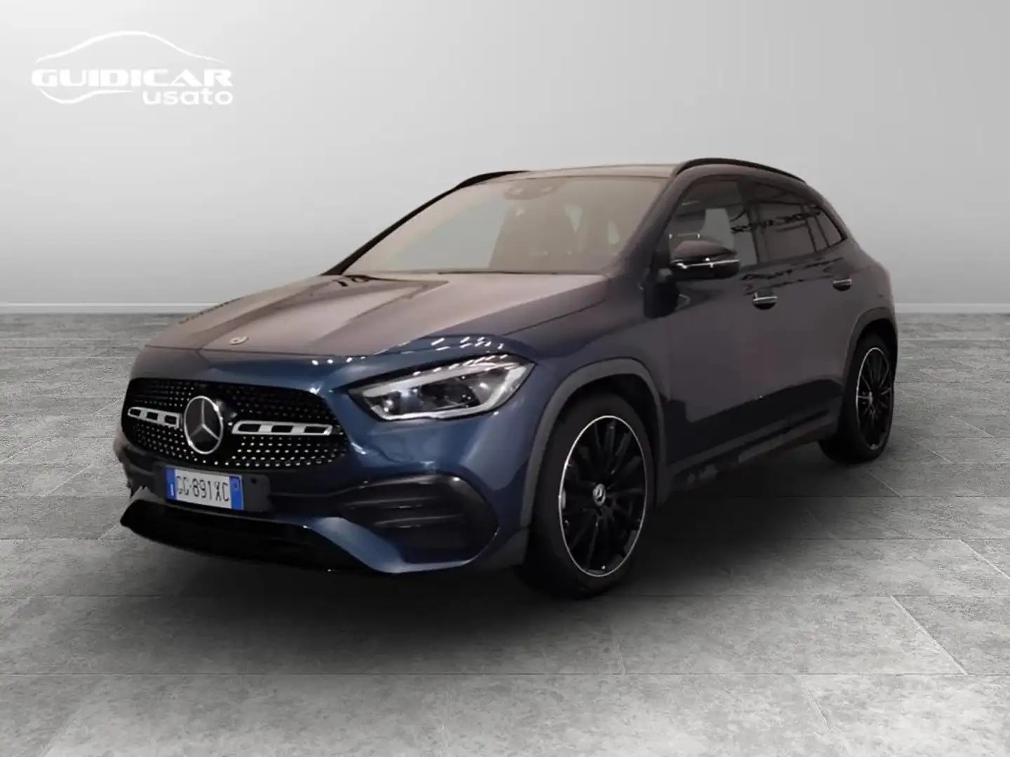 Mercedes-Benz GLA 220 d Premium 4matic auto Blauw - 1