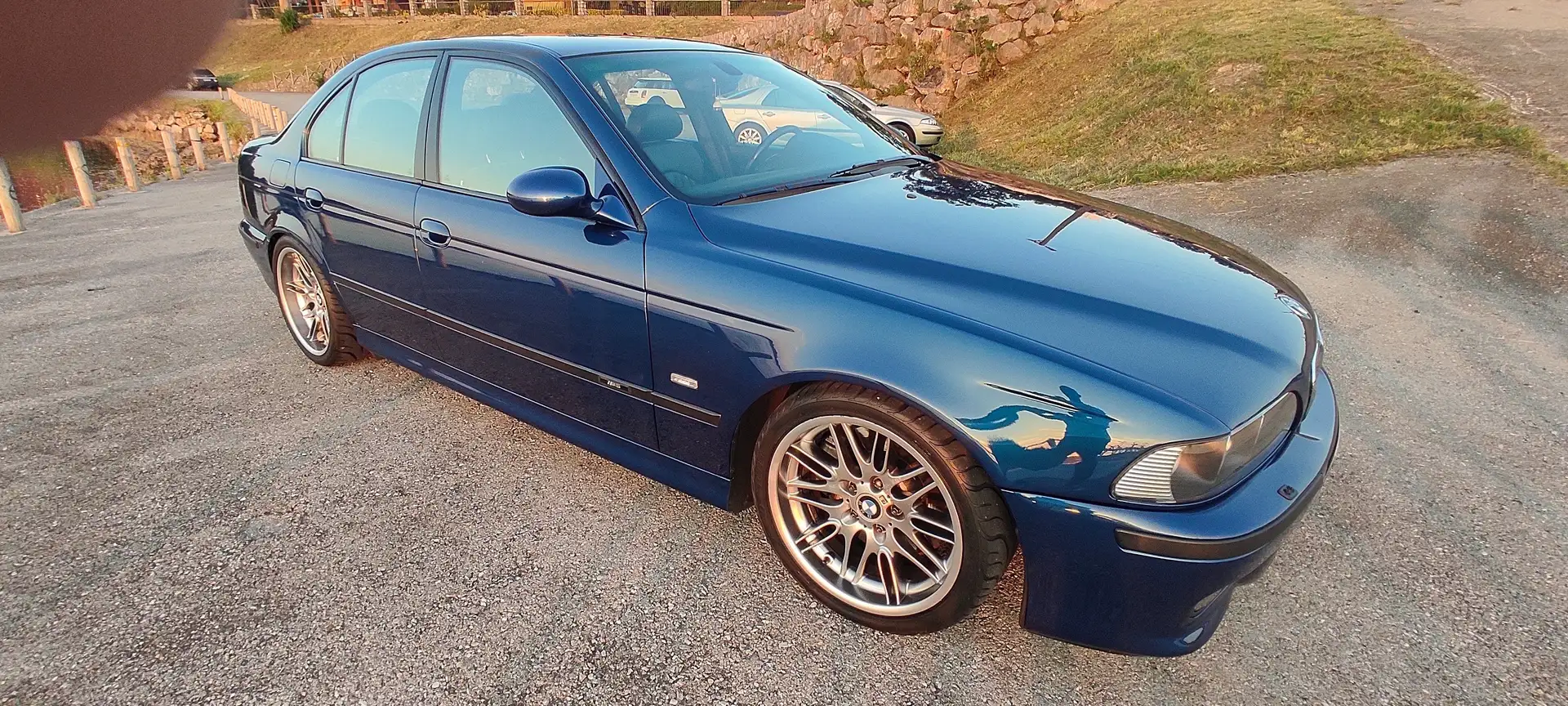 BMW M5 Синій - 2