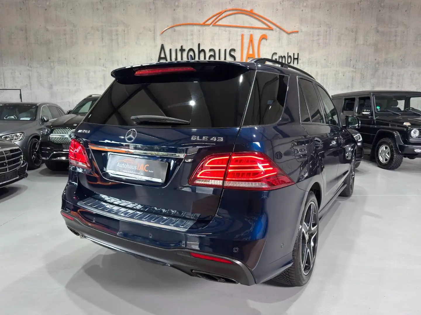 Mercedes-Benz GLE 43 AMG /PANO/SHZ/NAVI/HARMAN/MEMORY/TOTW Bleu - 2