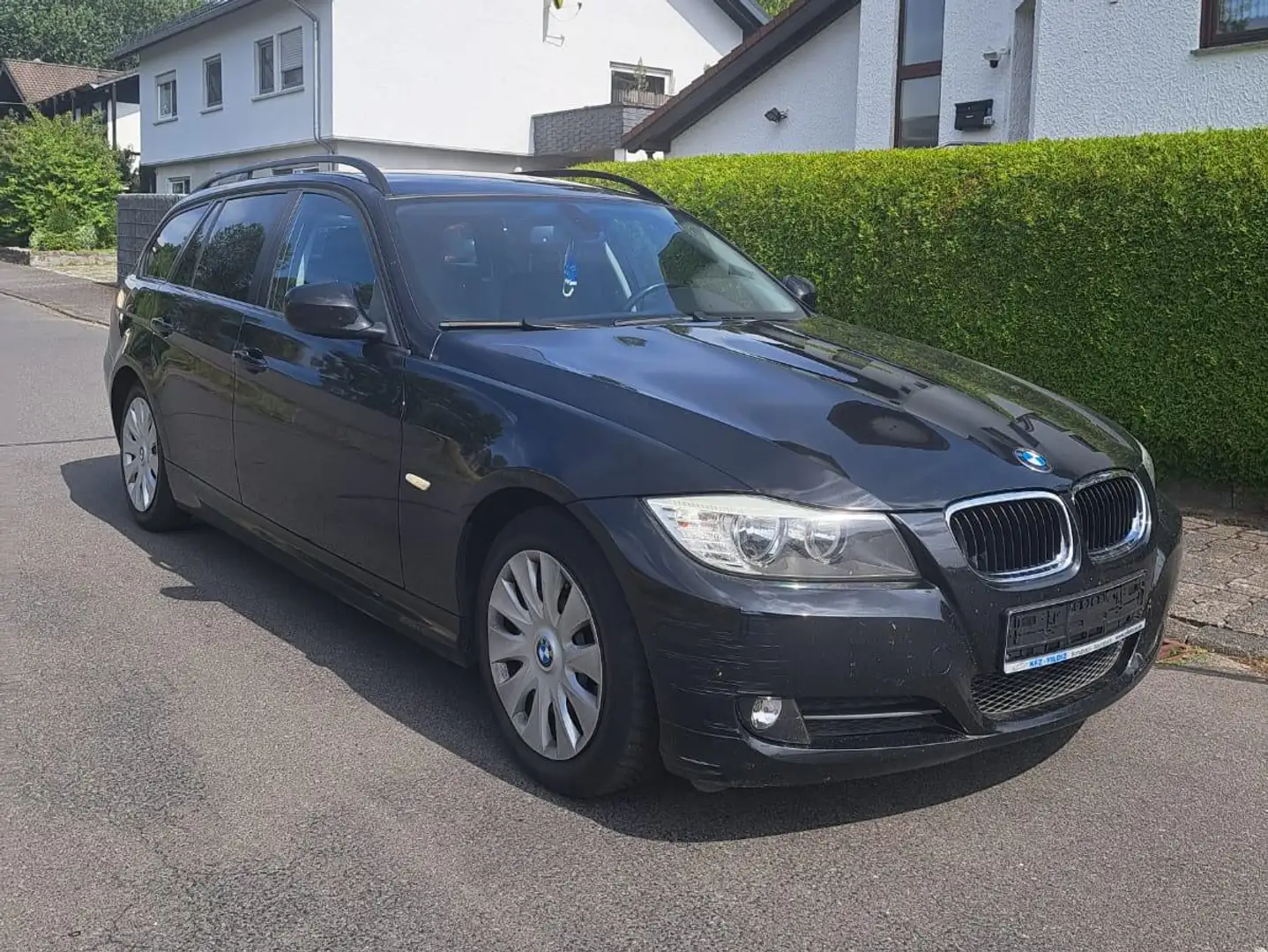 BMW 318 318i Noir - 1