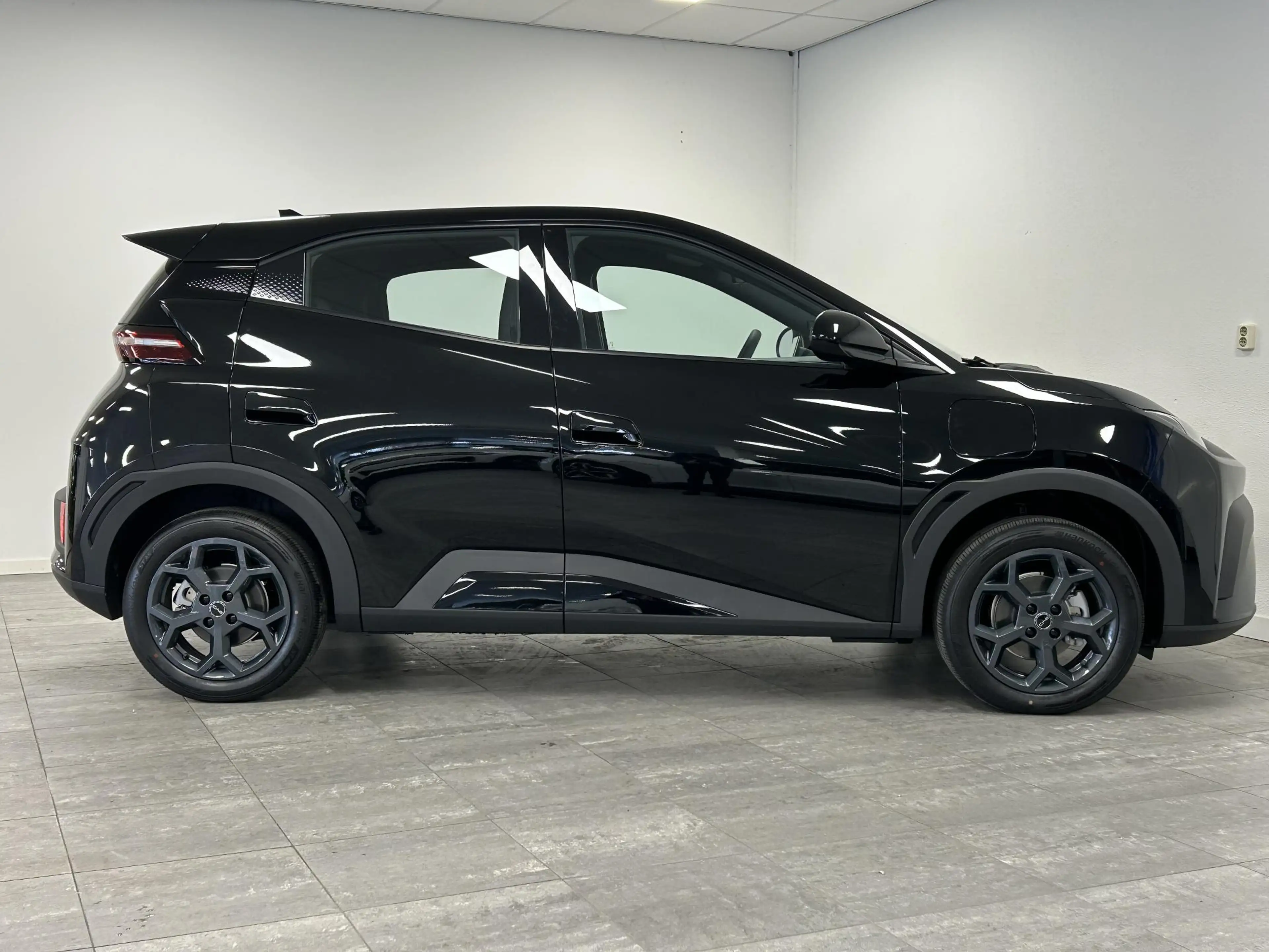 BYD Dolphin Surf Boost 43 kWh | Direct uit voorraad leverbaar! — photo 6