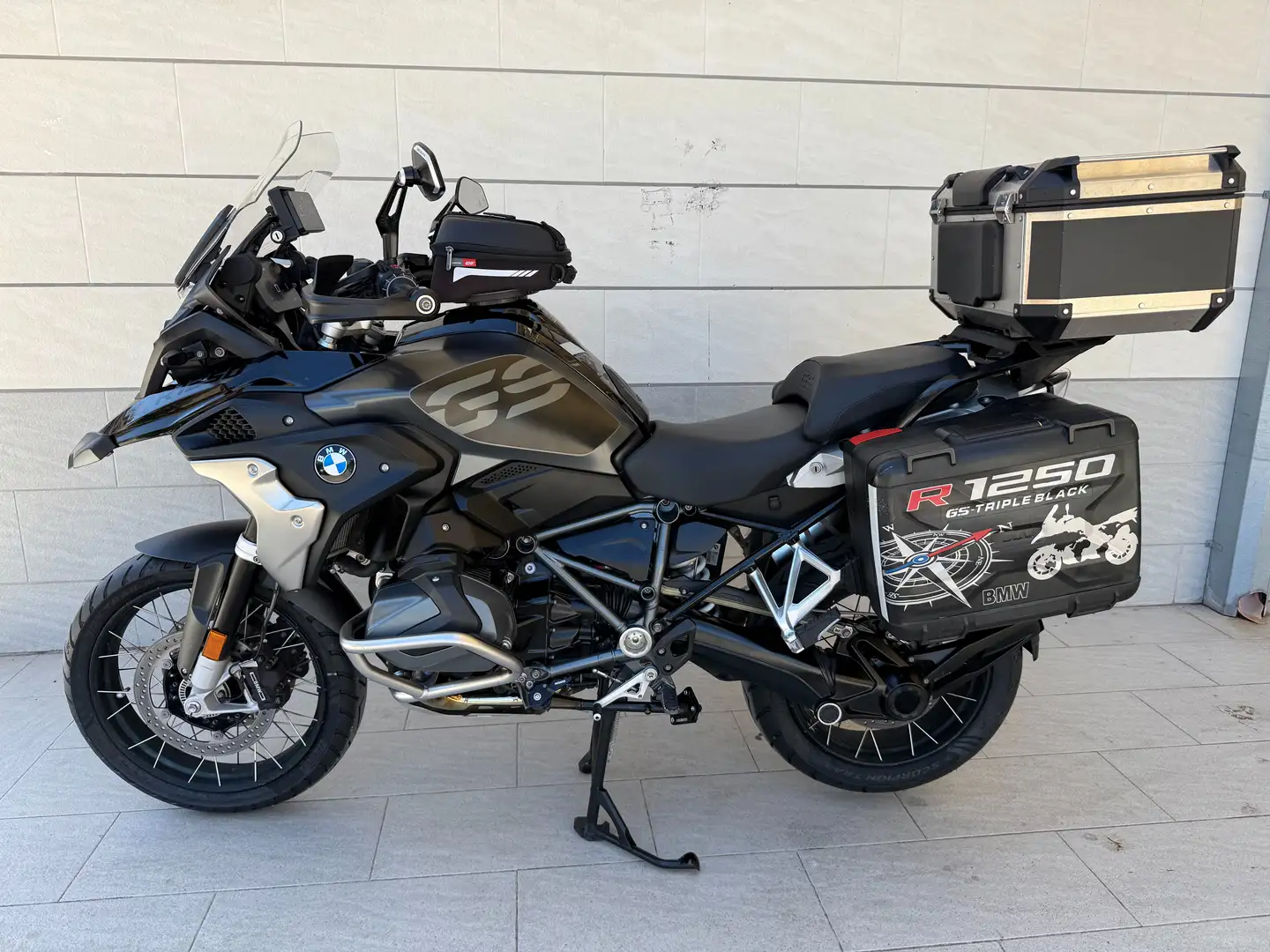 BMW R 1250 GS TRIPLE BLACK Negru - 1