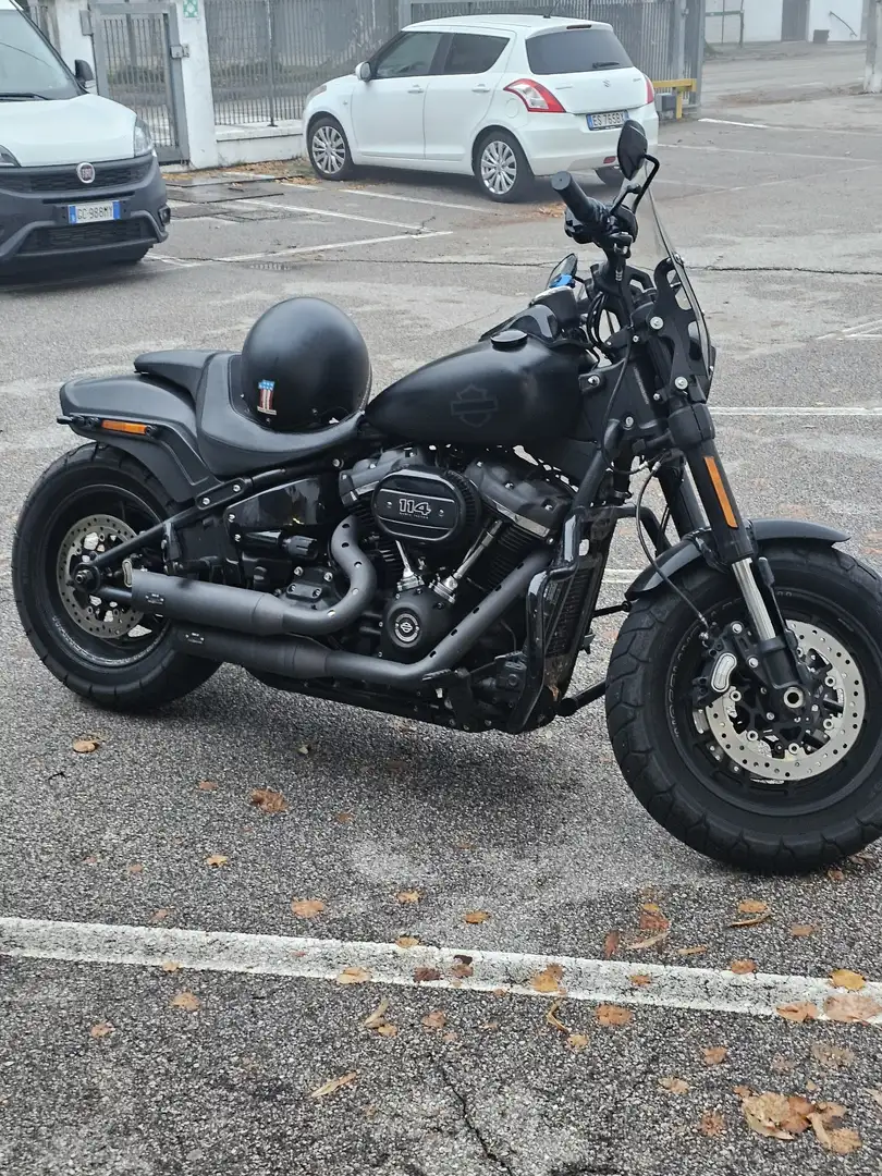 Harley-Davidson Fat Bob Nero - 2