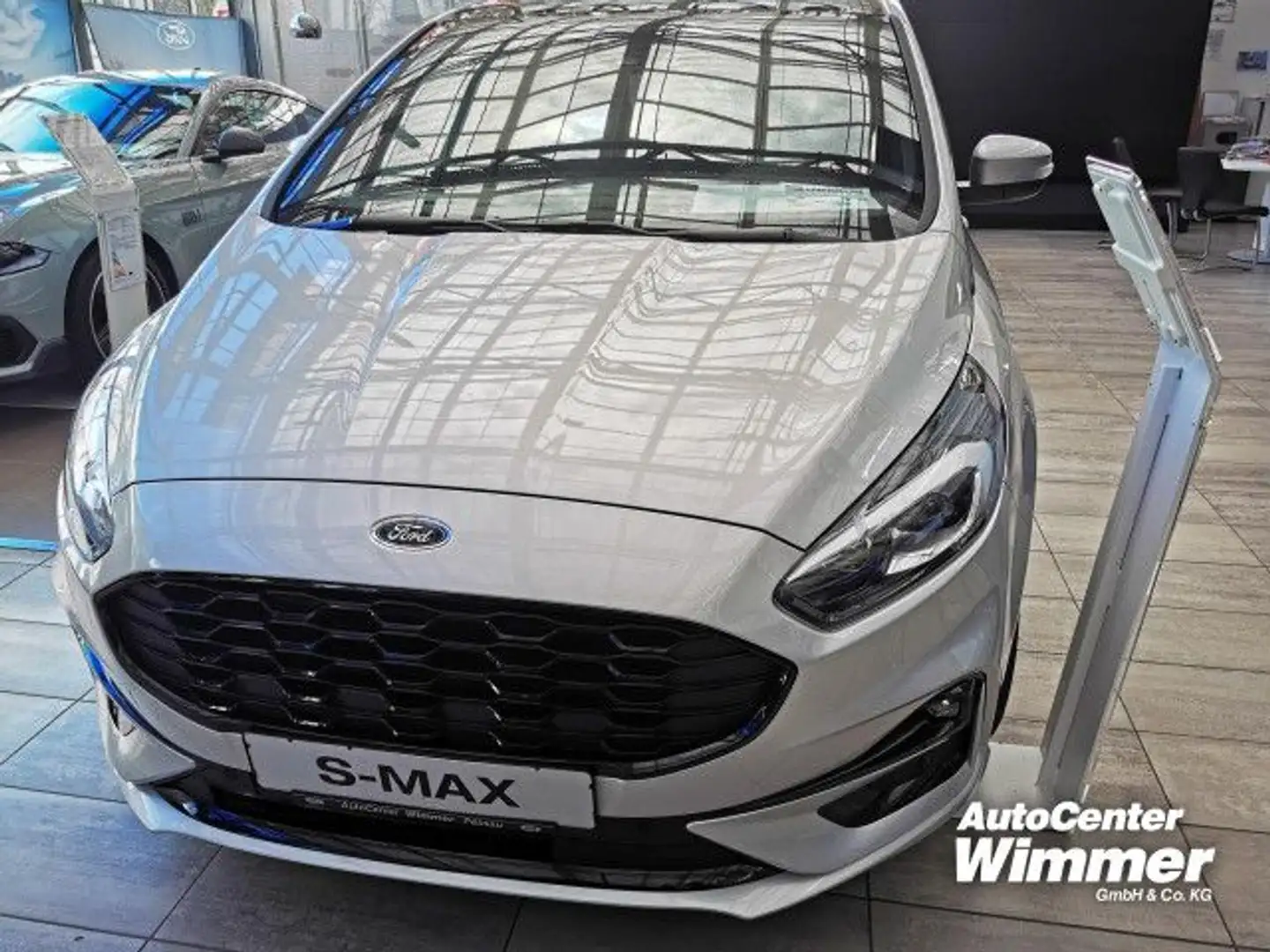 Ford S-Max ST-Line Hybrid 190 PS Automatik Argento - 2