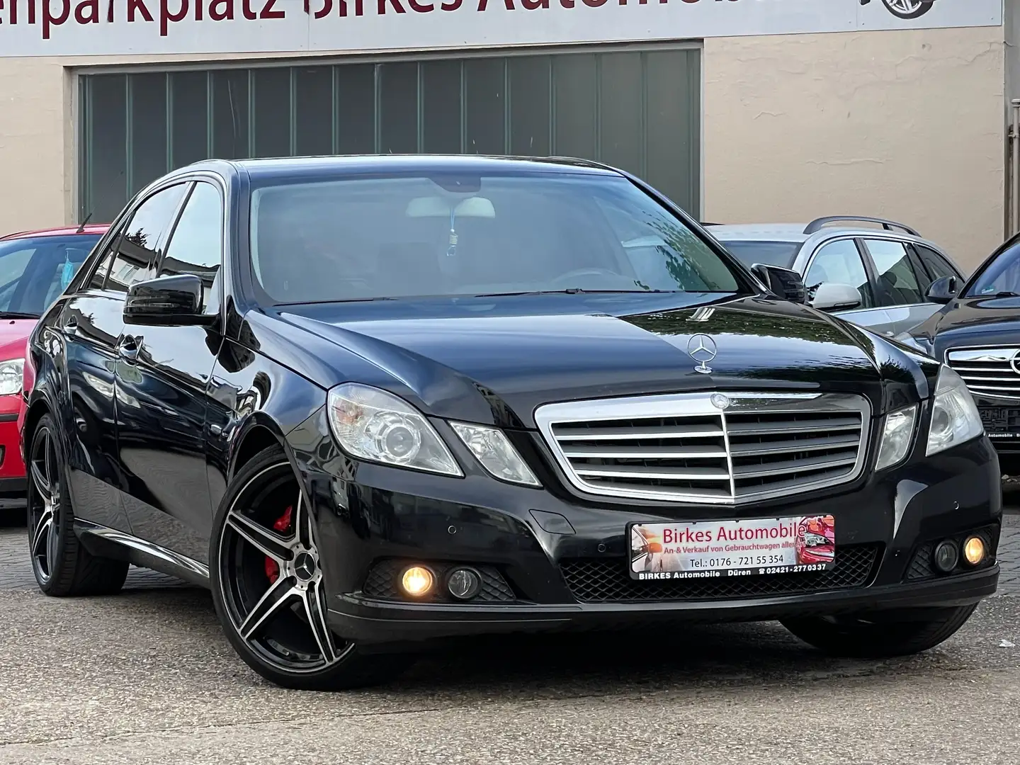 Mercedes-Benz E 350 CGI BlueEFFICIENCY 7G-TRONIC Schwarz - 1