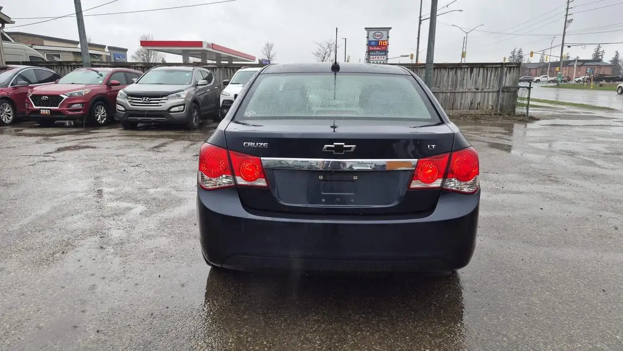 Chevrolet Cruze снимка Chevrolet Cruze