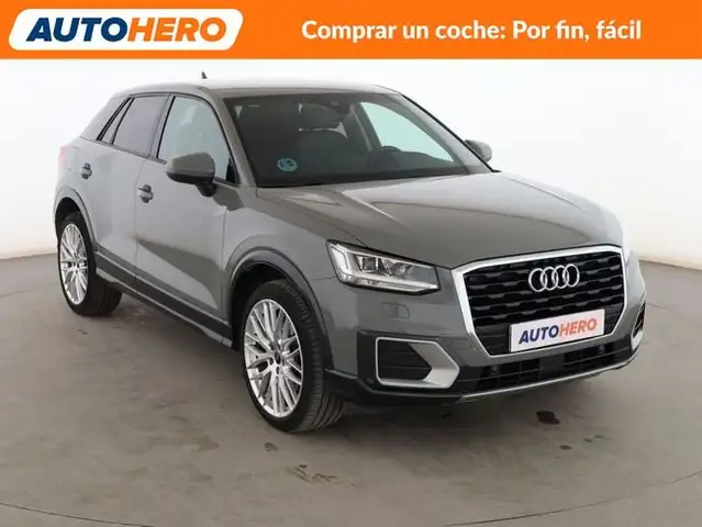 Audi Q2 view 8