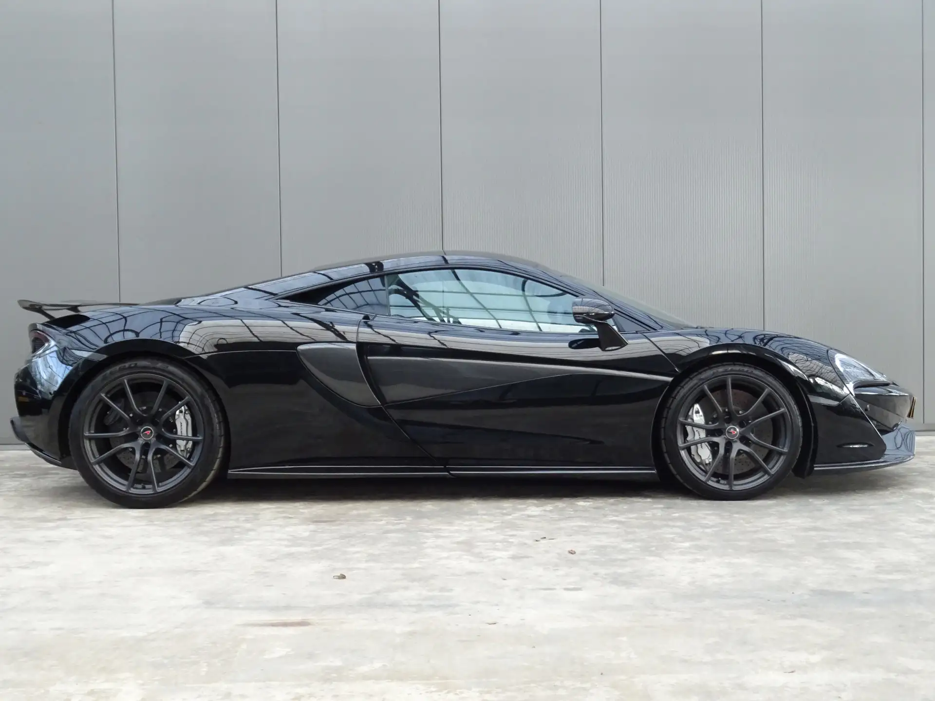 맥라렌 570S 570 Sport Coupe 2016 검정 사진 7