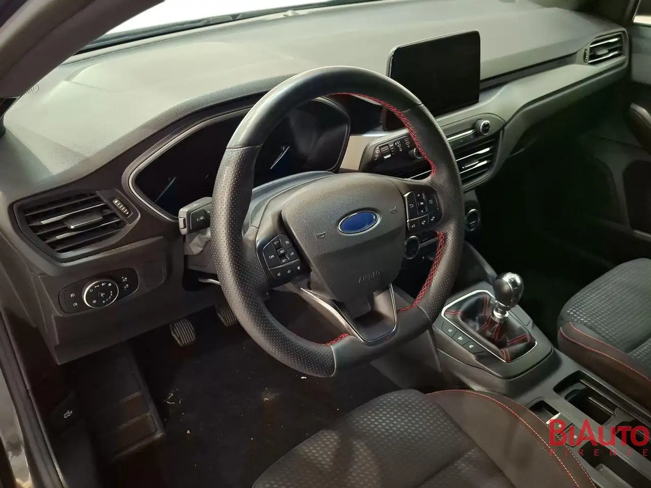 Ford Focus 1.0t ecoboost h ST-Line 125cv, миниатюра 6