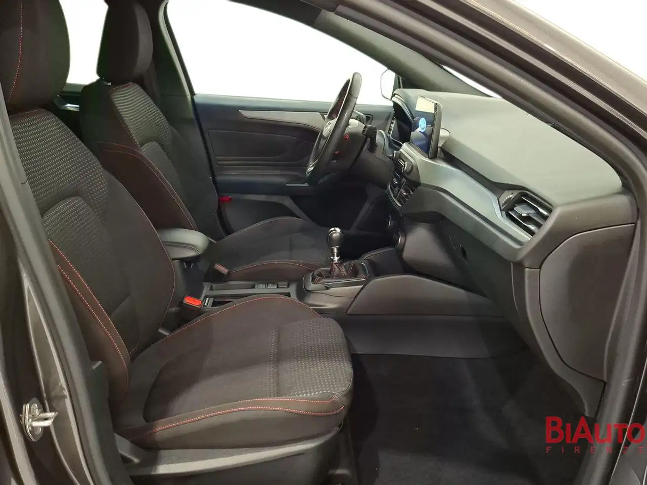 Ford Focus 1.0t ecoboost h ST-Line 125cv, миниатюра 17