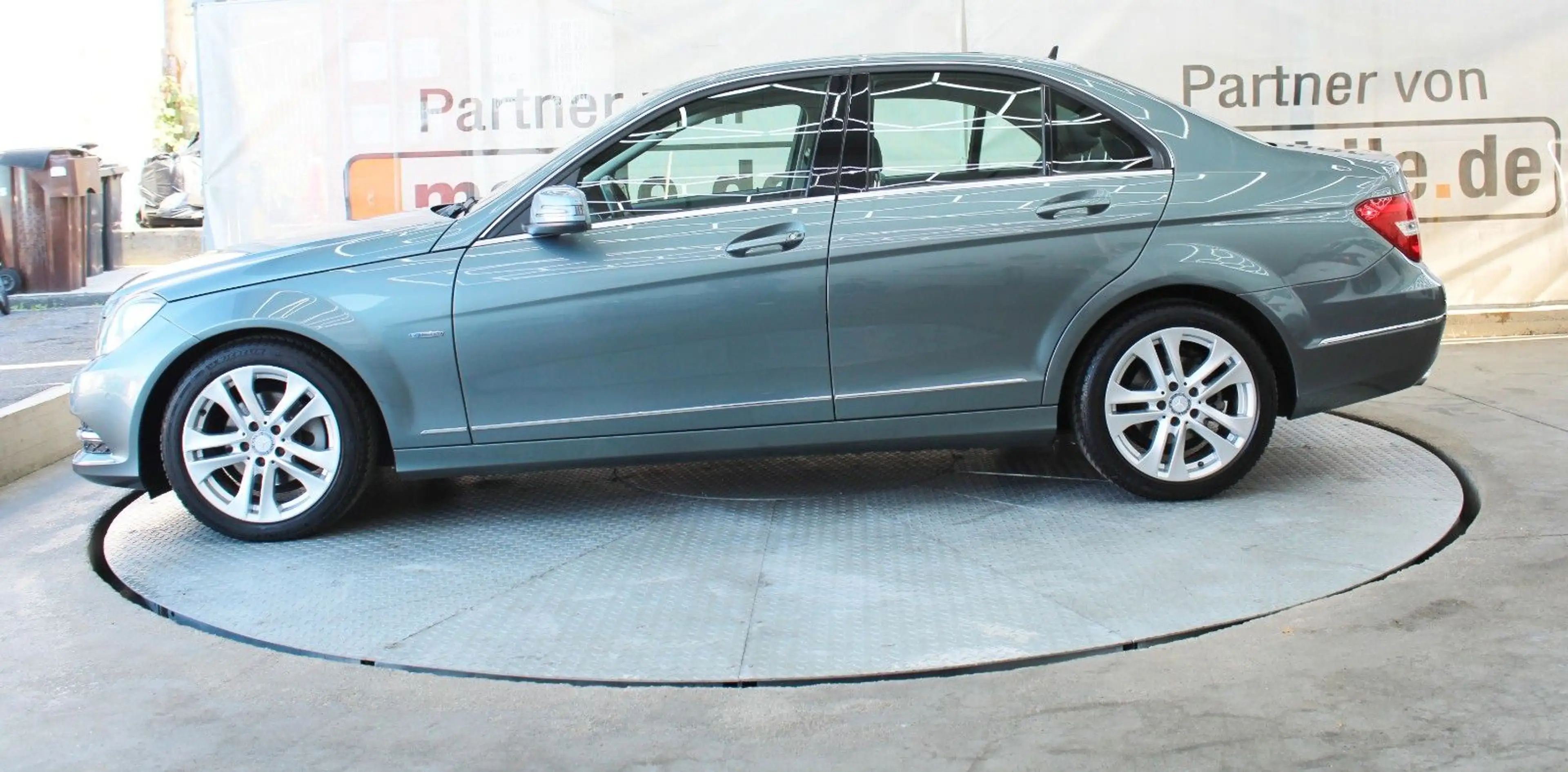 Mercedes-Benz C 200 C BE Avantgarde*Tüv&Inspektion Neu*Leder* — photo 4