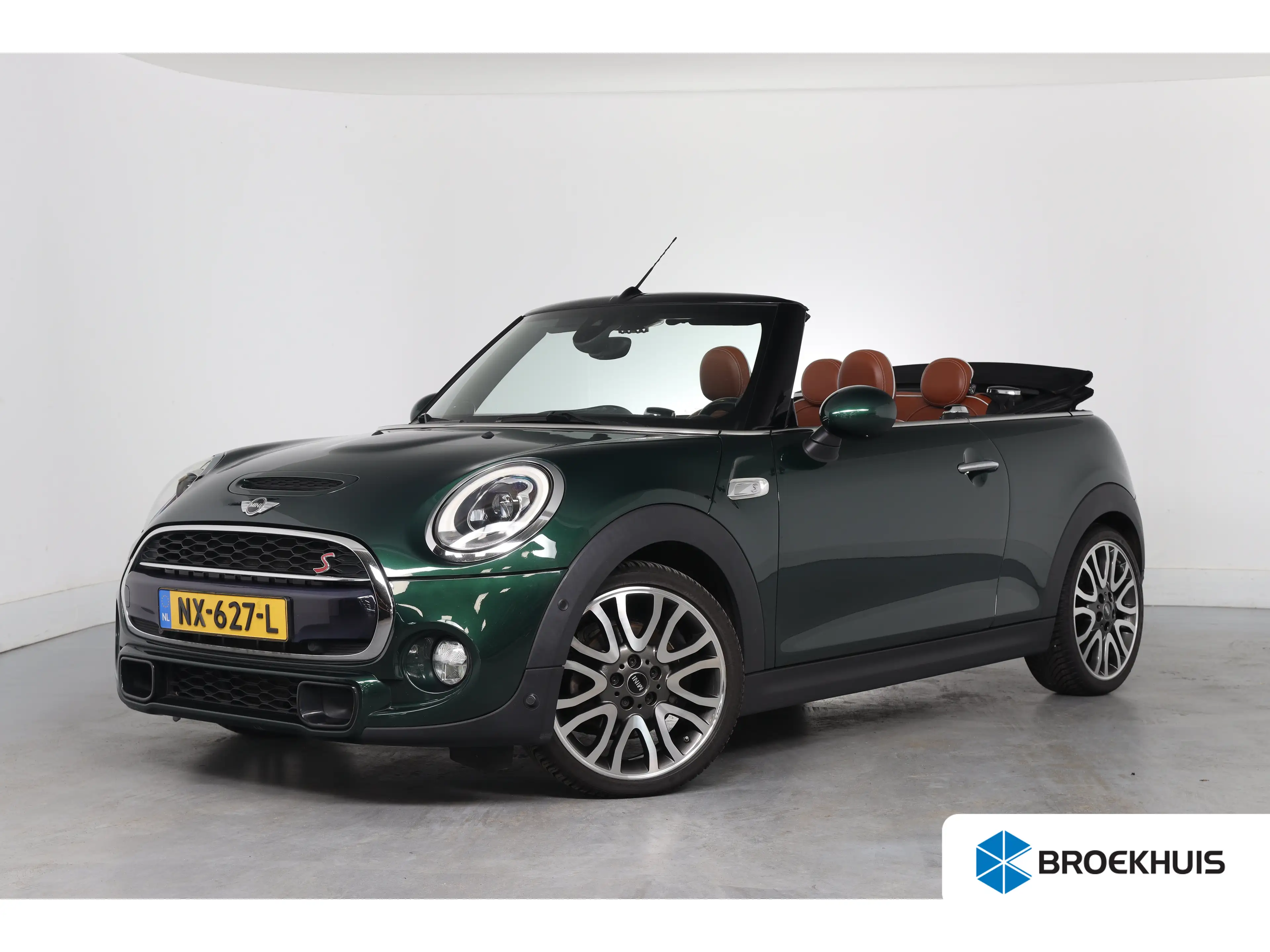 MINI Cooper S Cabrio 2.0 Chili | Leder | LED | Camera | Navi | Stoelver