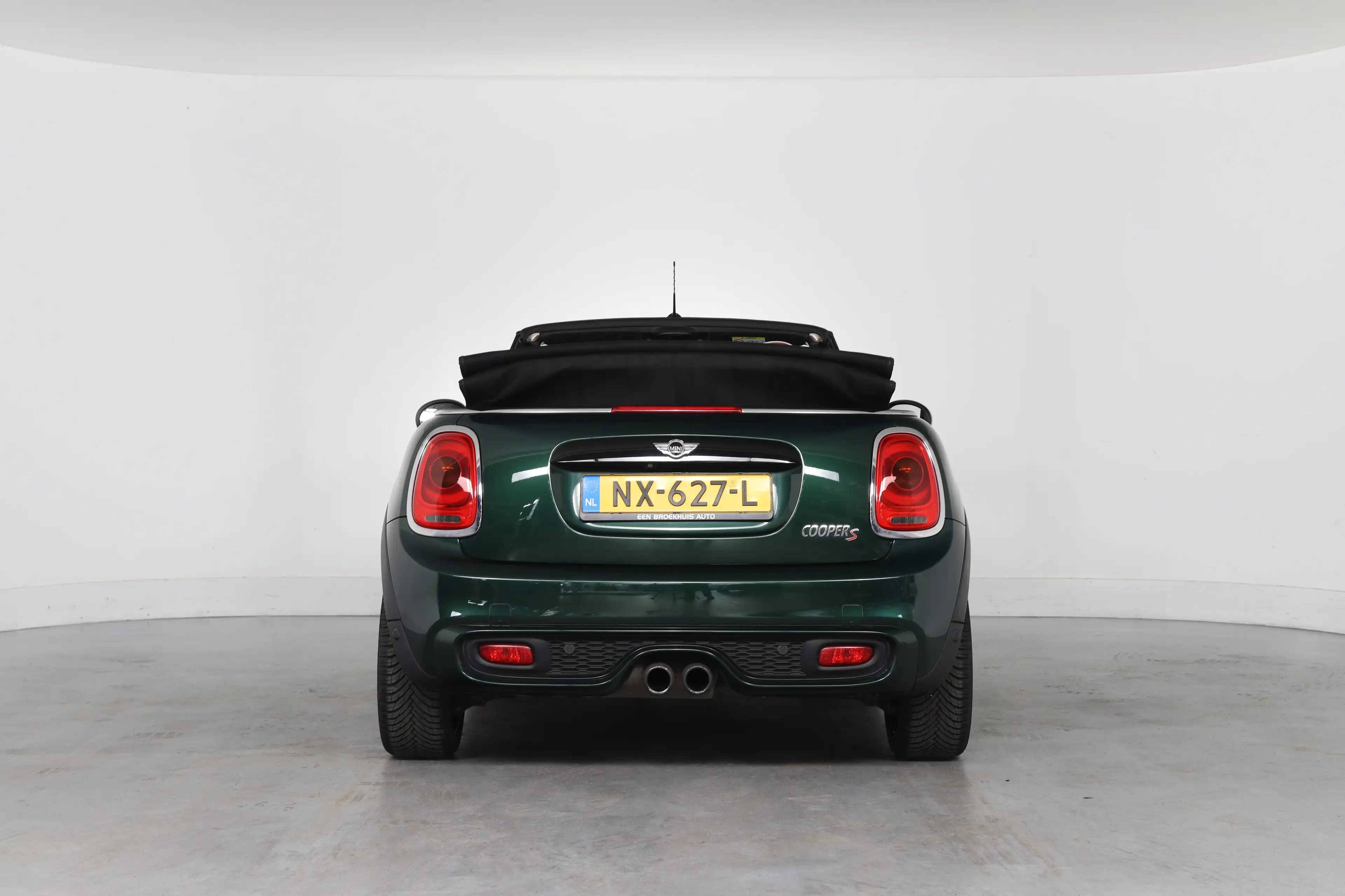 MINI Cooper S Cabrio 2.0 Chili | Leder | LED | Camera | Navi | Stoelver — photo 9
